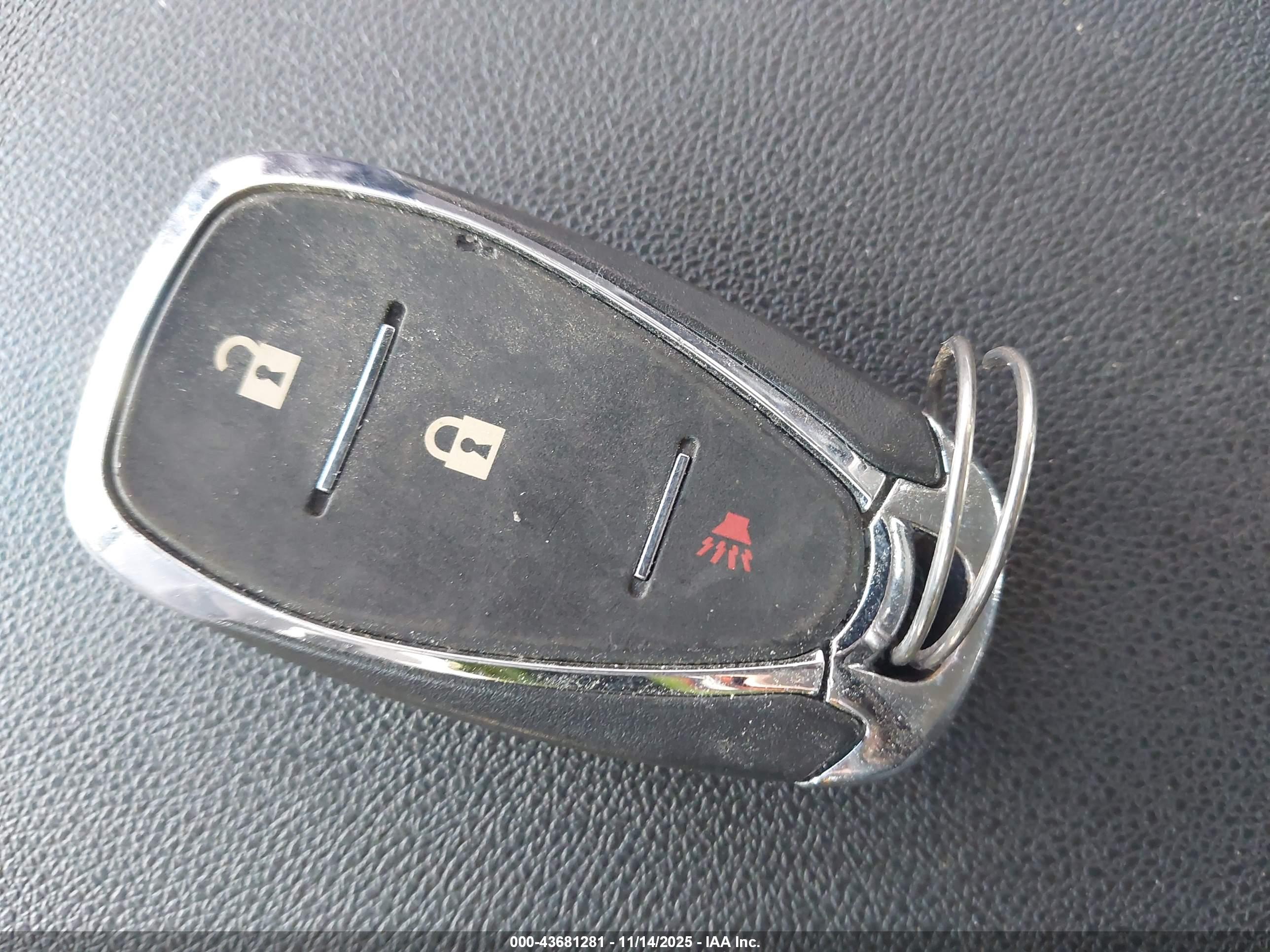 CHEVROLET EQUINOX image 11