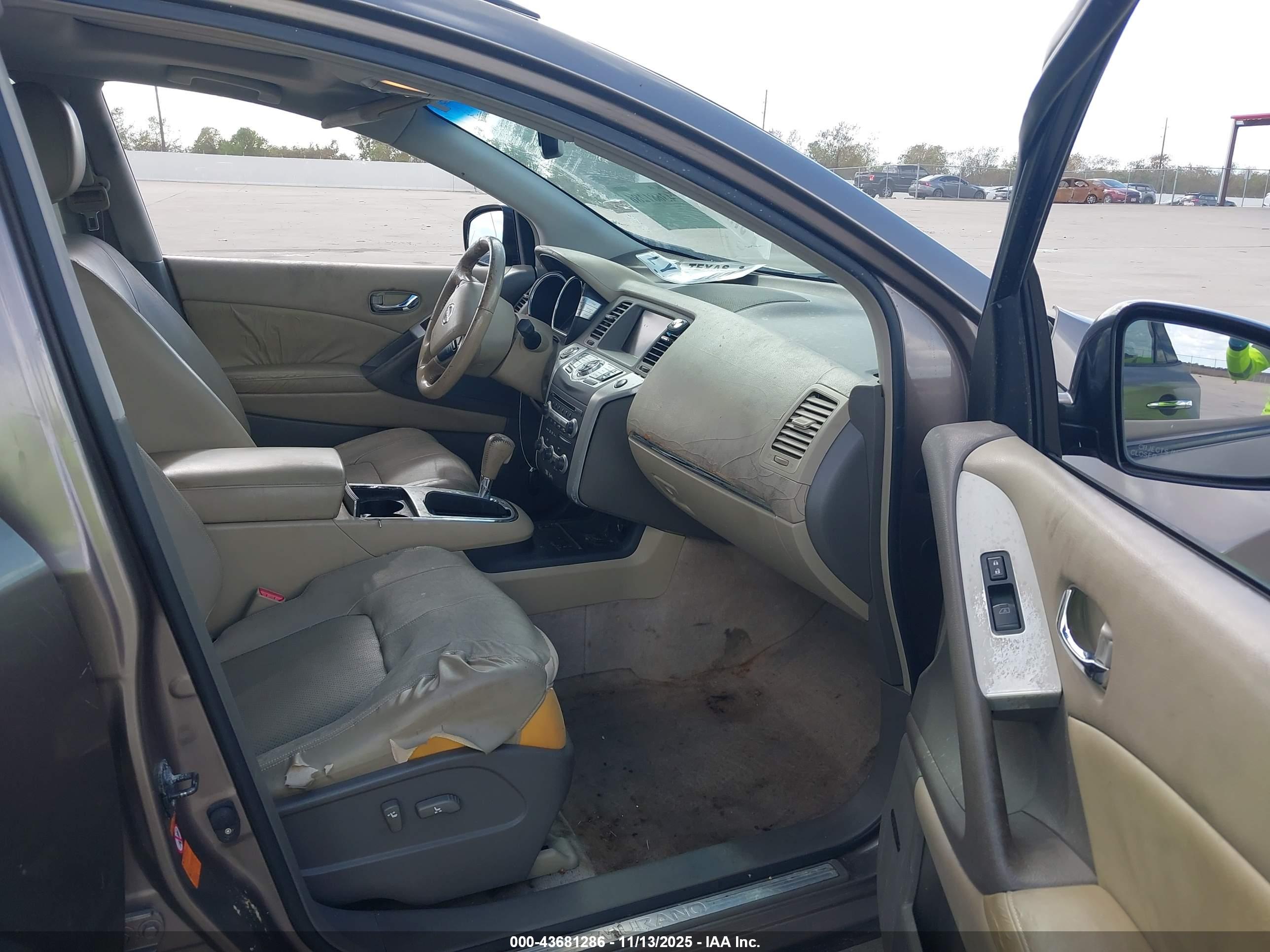 NISSAN MURANO image 5