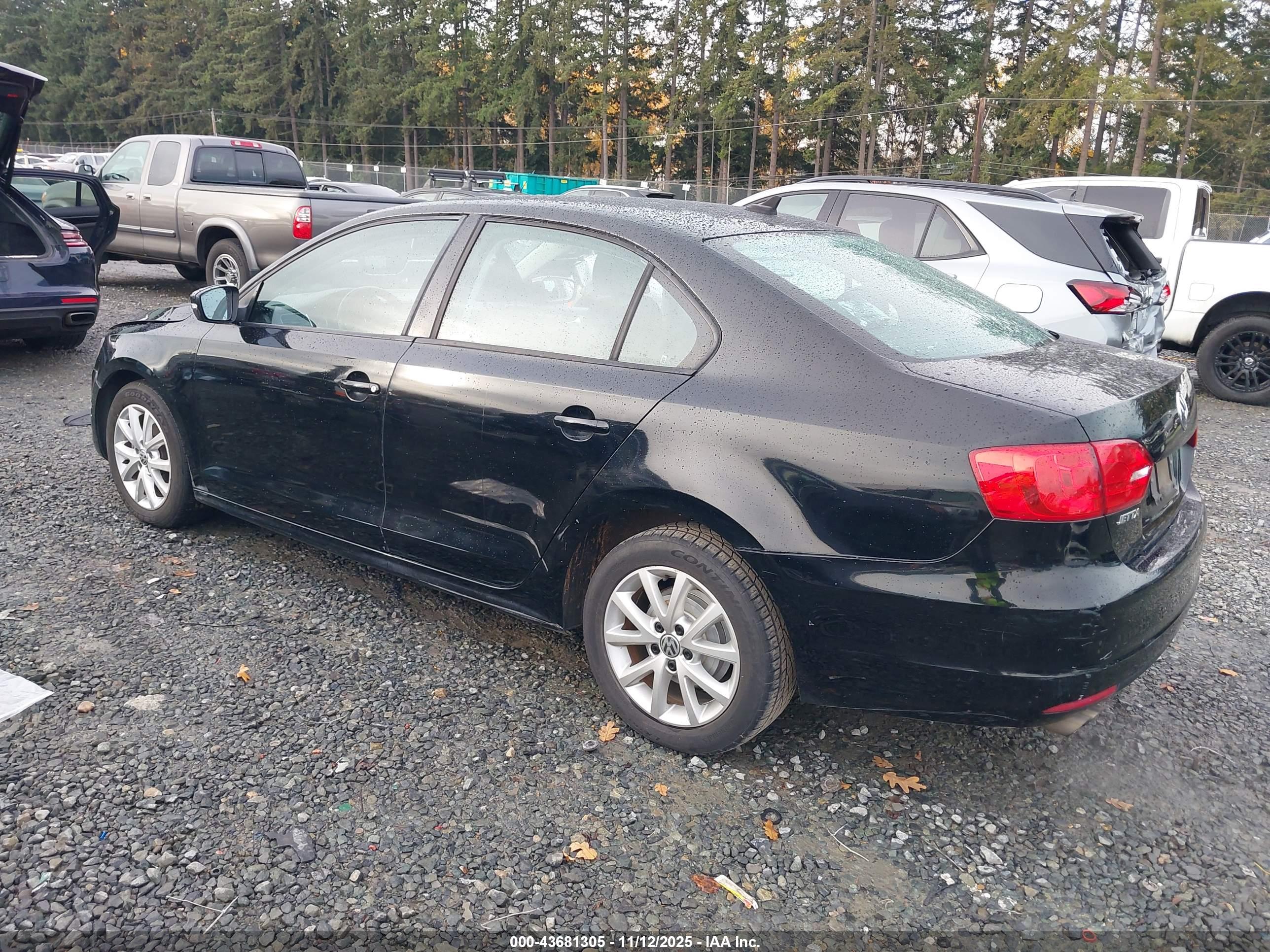 VOLKSWAGEN JETTA image 3