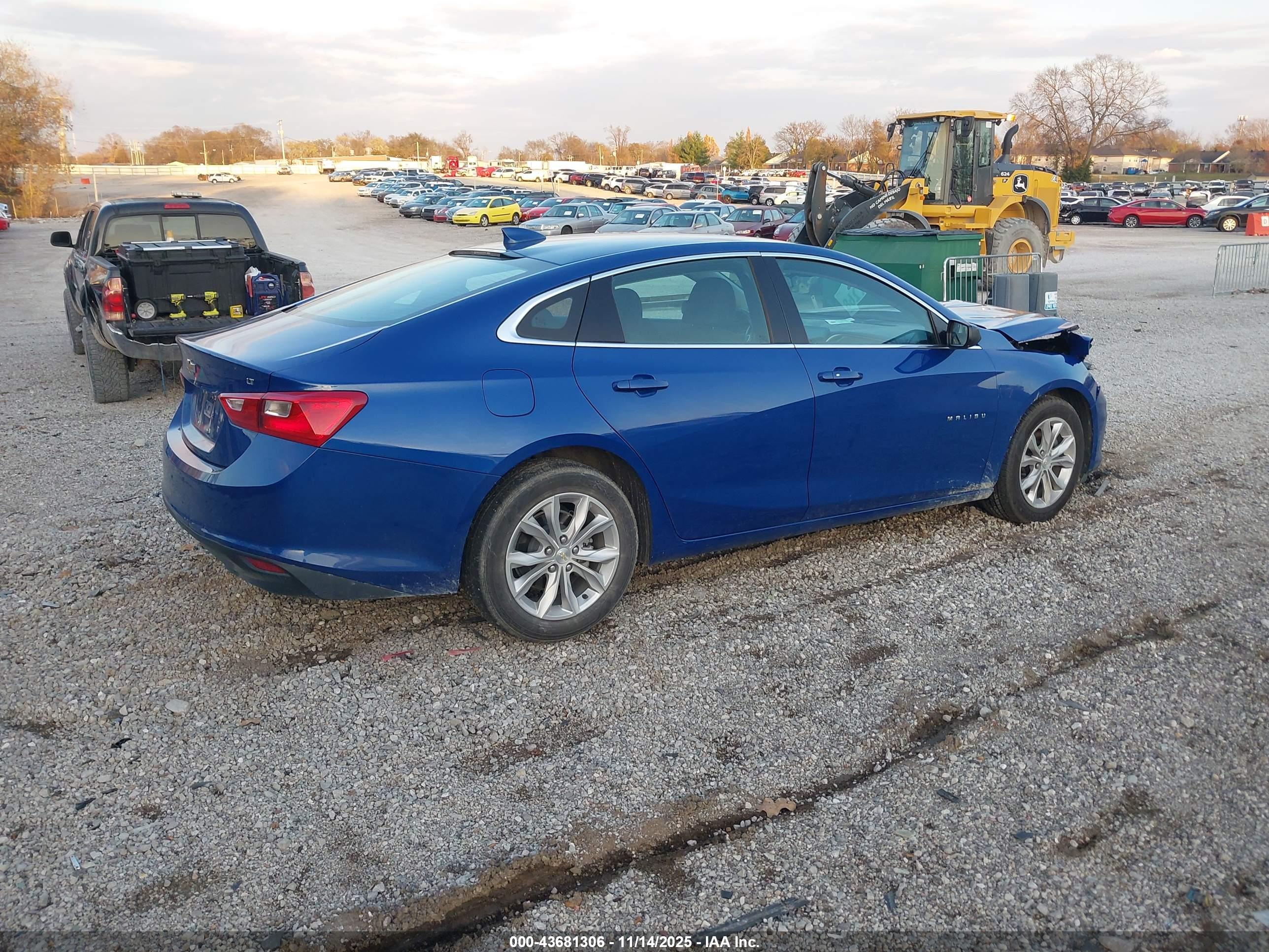 CHEVROLET MALIBU image 4