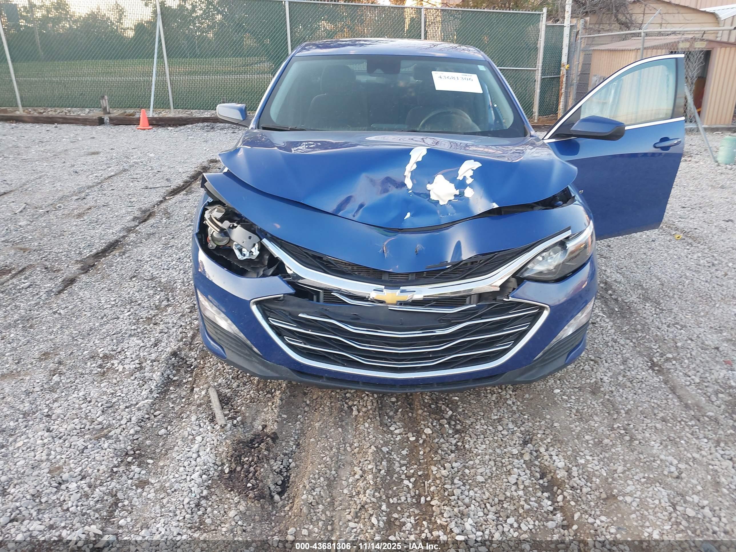 CHEVROLET MALIBU image 6