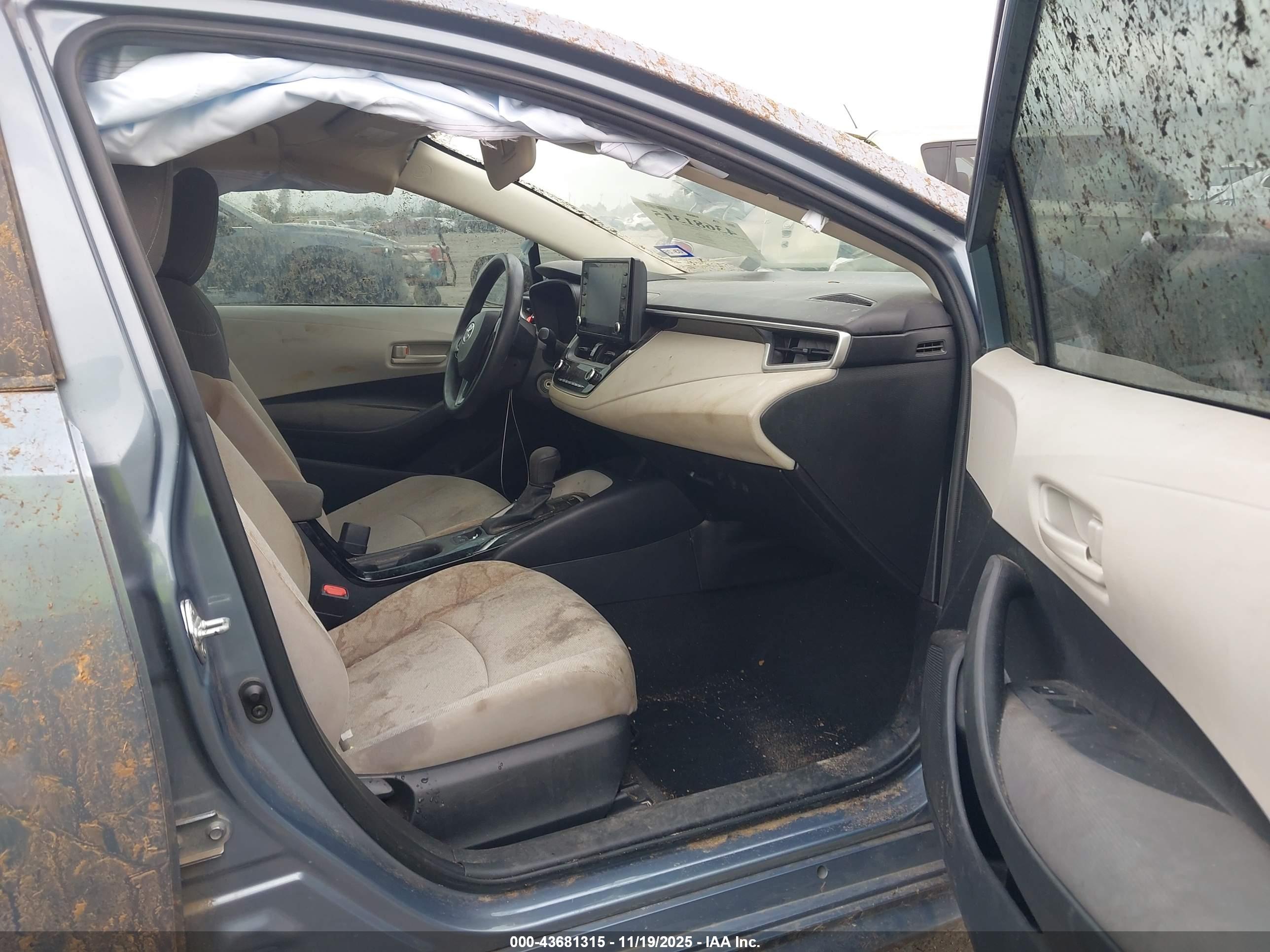 TOYOTA COROLLA image 5