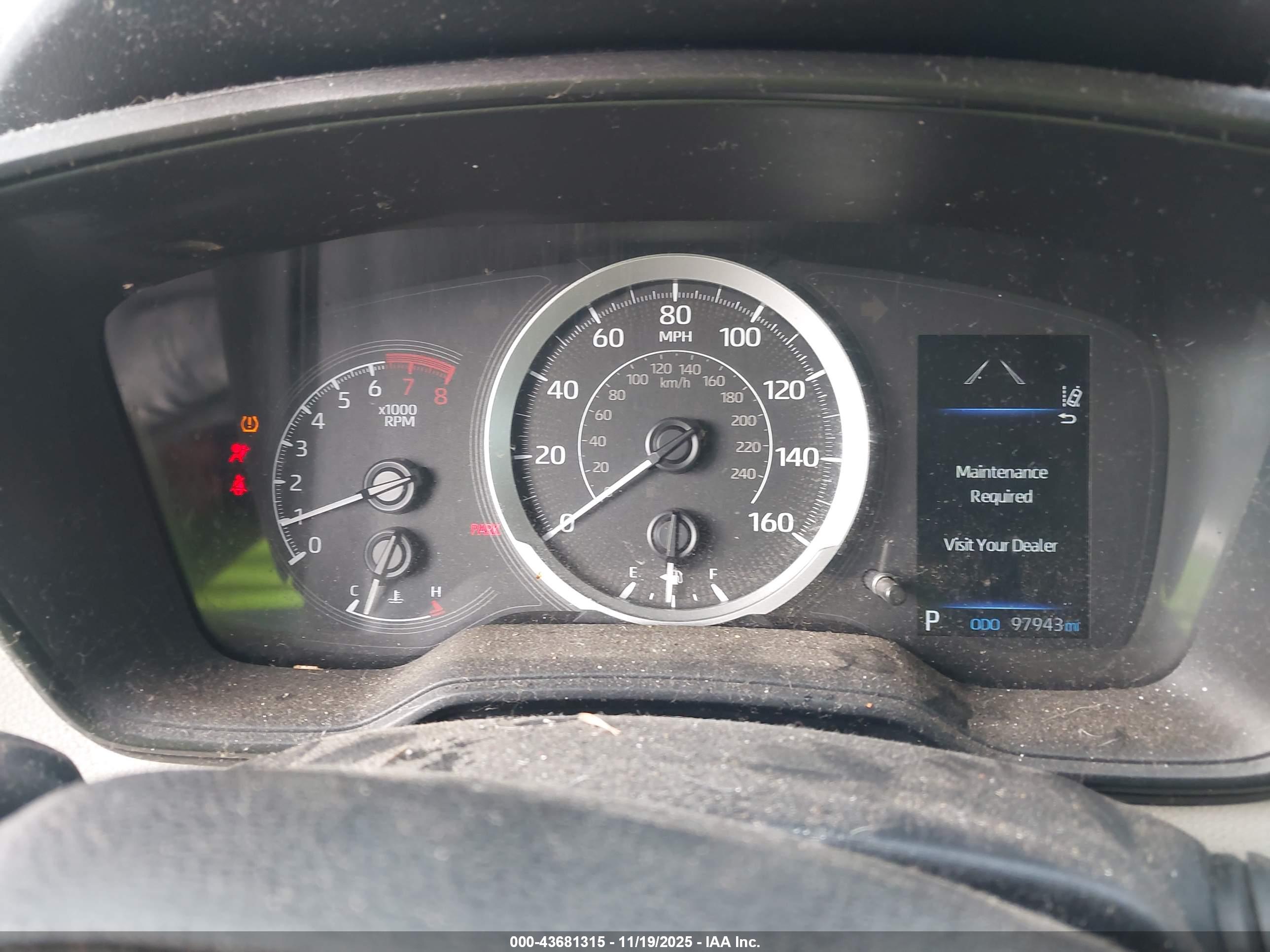TOYOTA COROLLA image 7