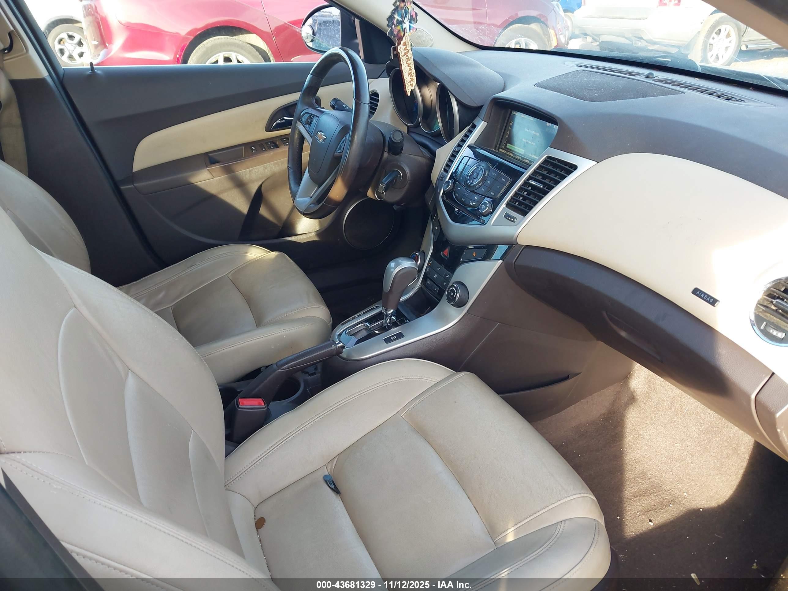 CHEVROLET CRUZE image 5
