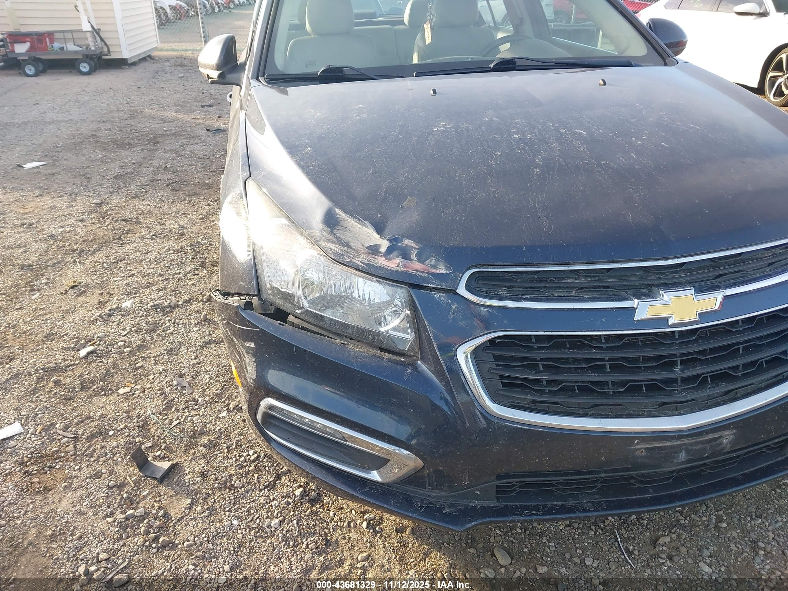 CHEVROLET CRUZE image 6