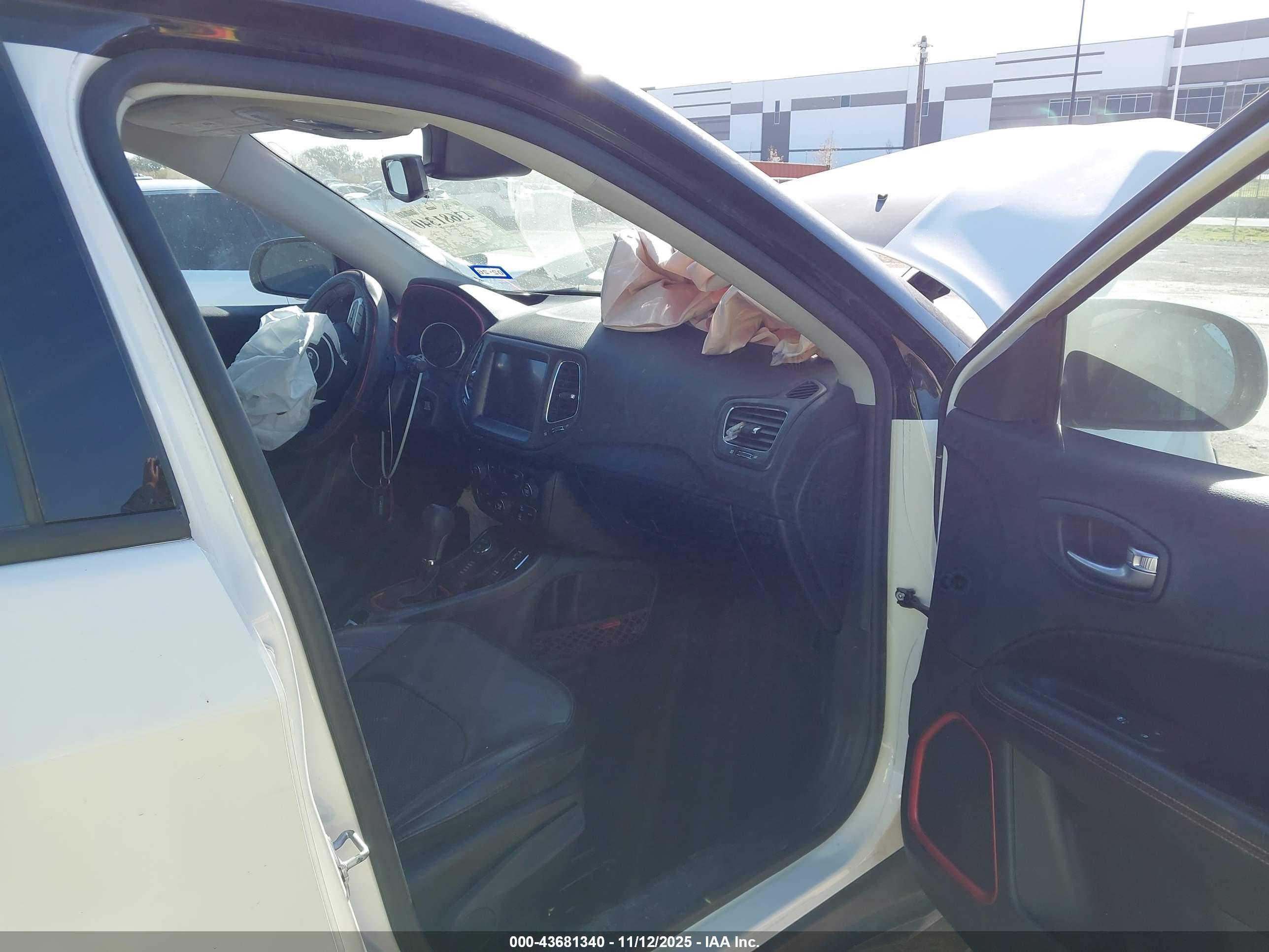 JEEP COMPASS image 5