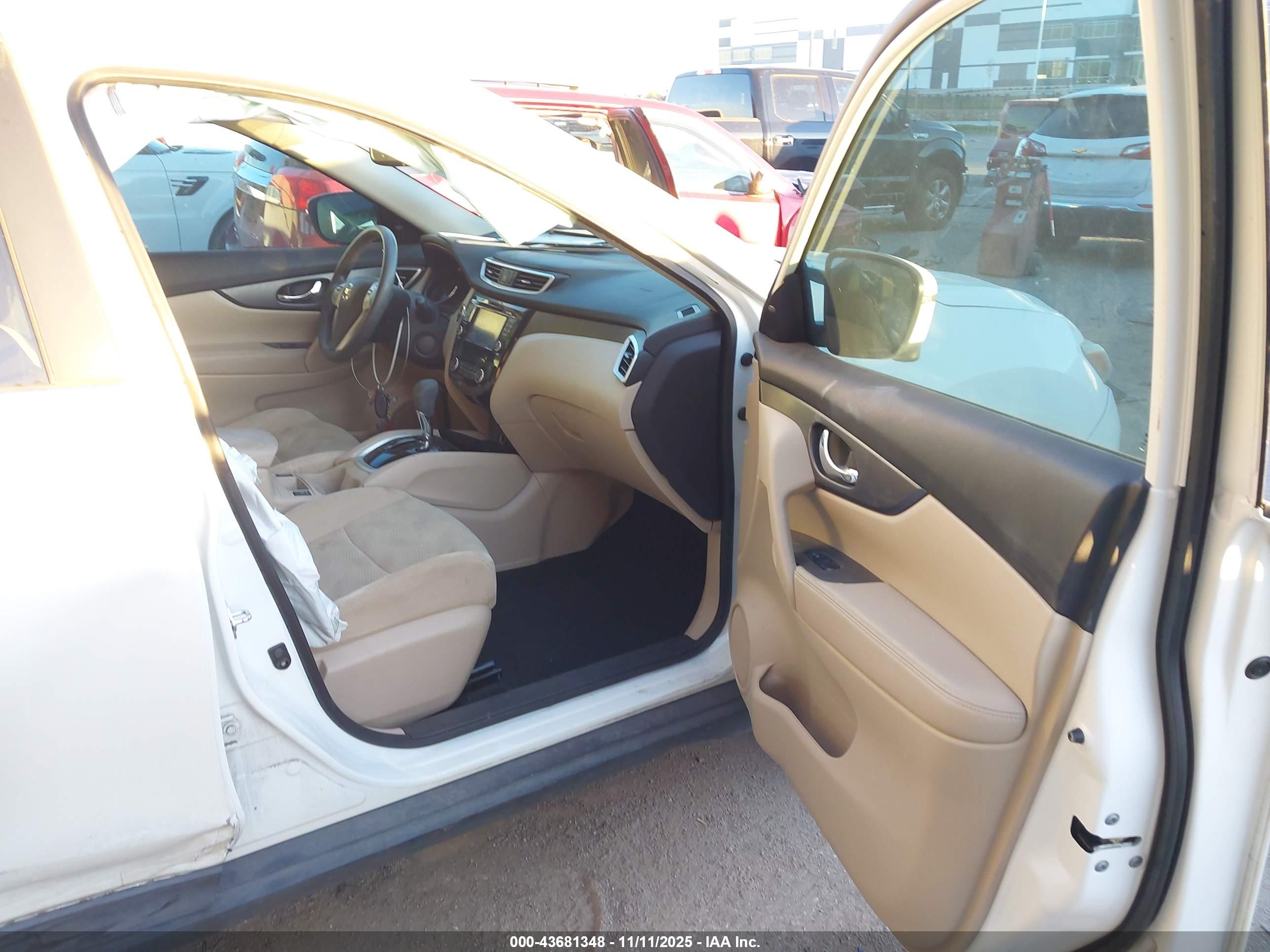 NISSAN ROGUE image 5