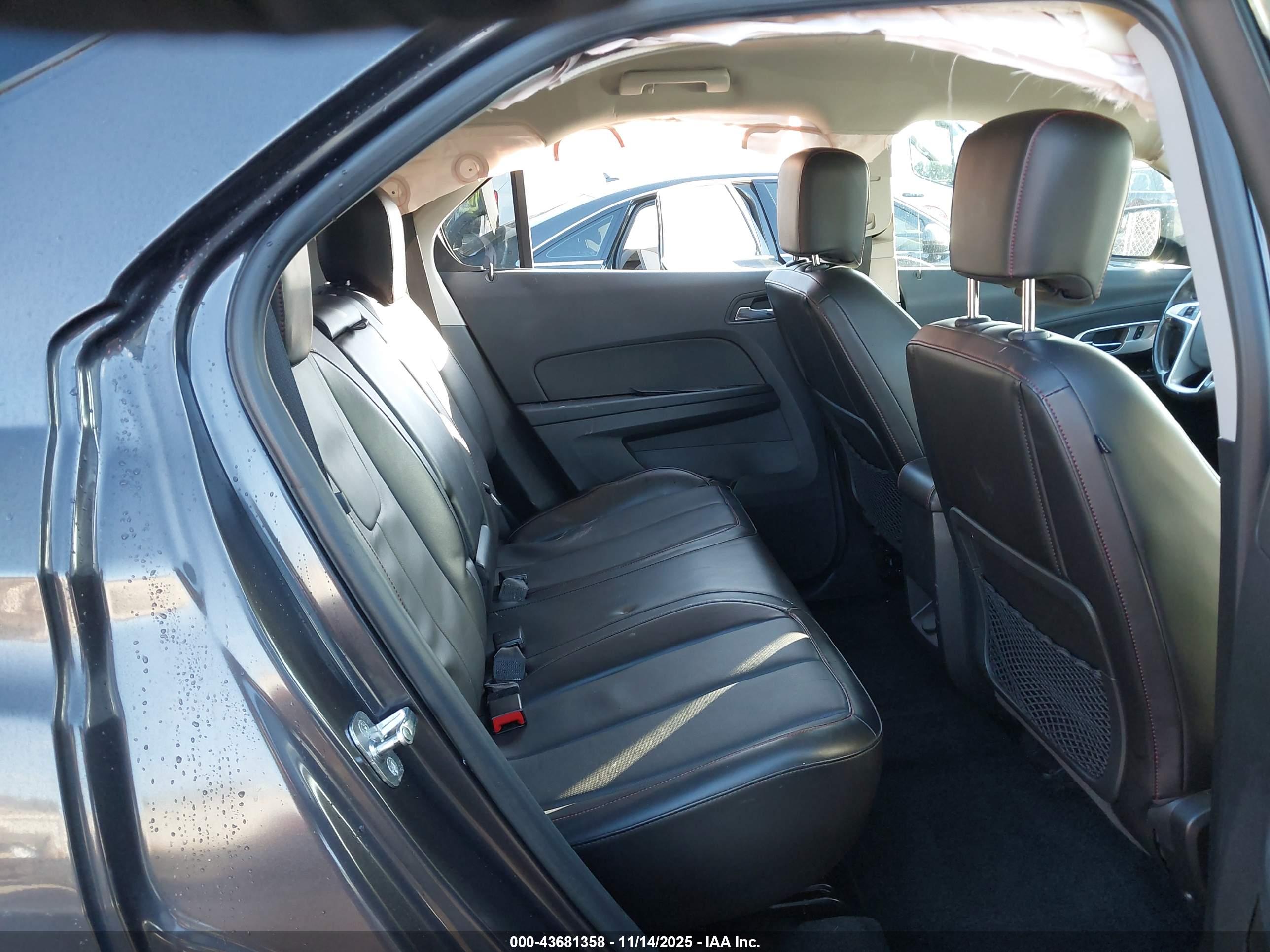 CHEVROLET EQUINOX image 8
