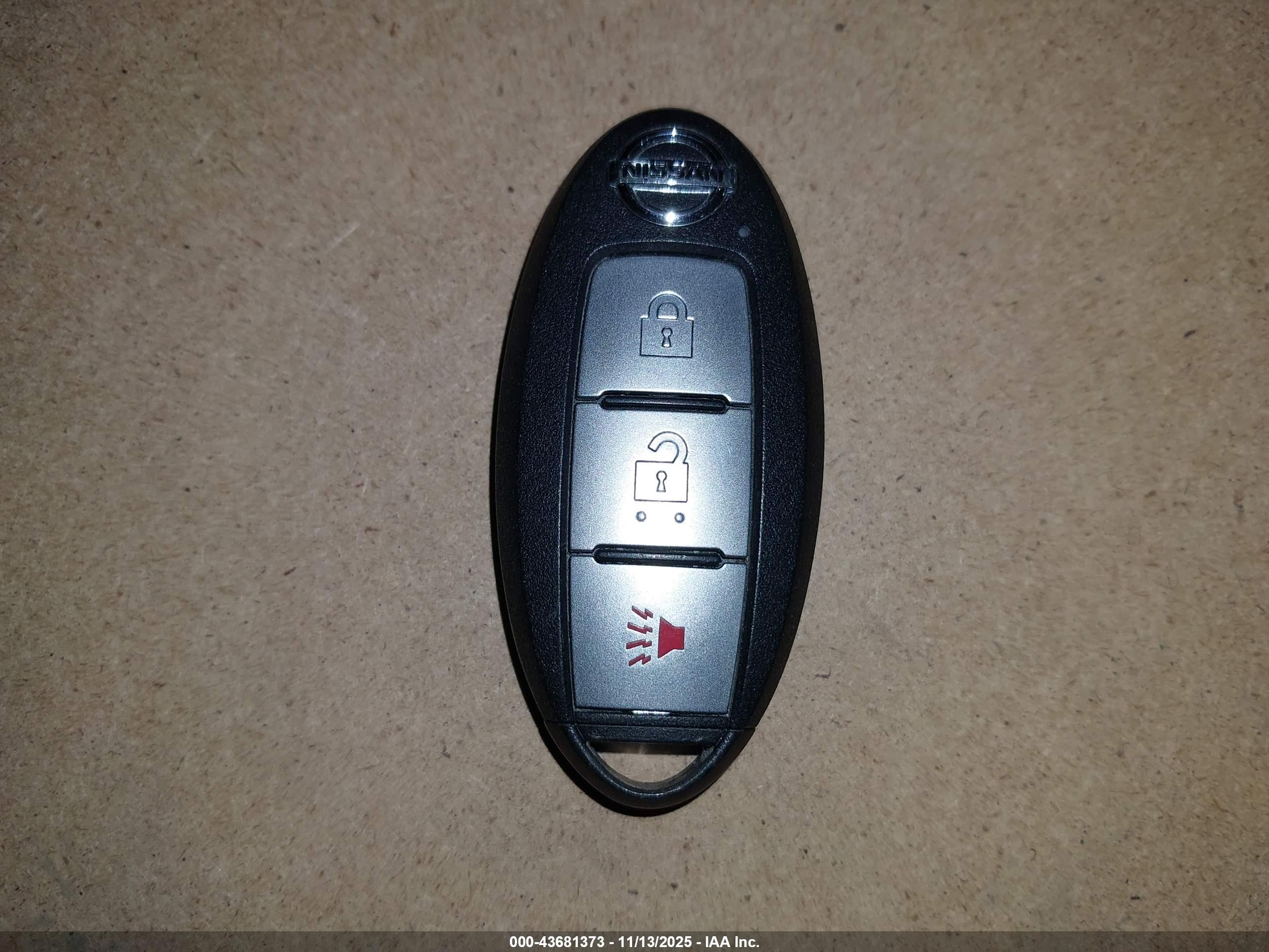 NISSAN ROGUE image 11