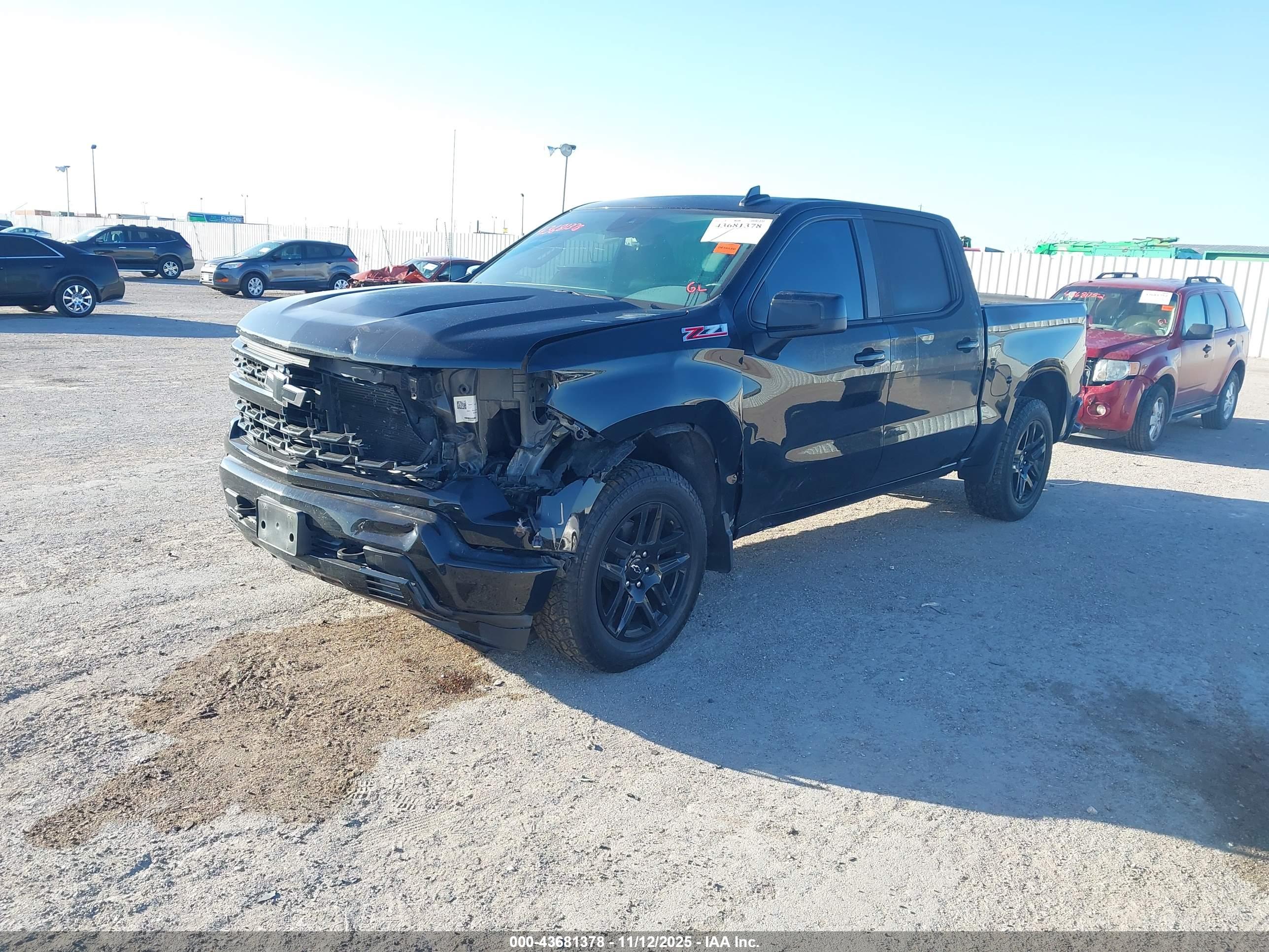 CHEVROLET SILVERADO image 2
