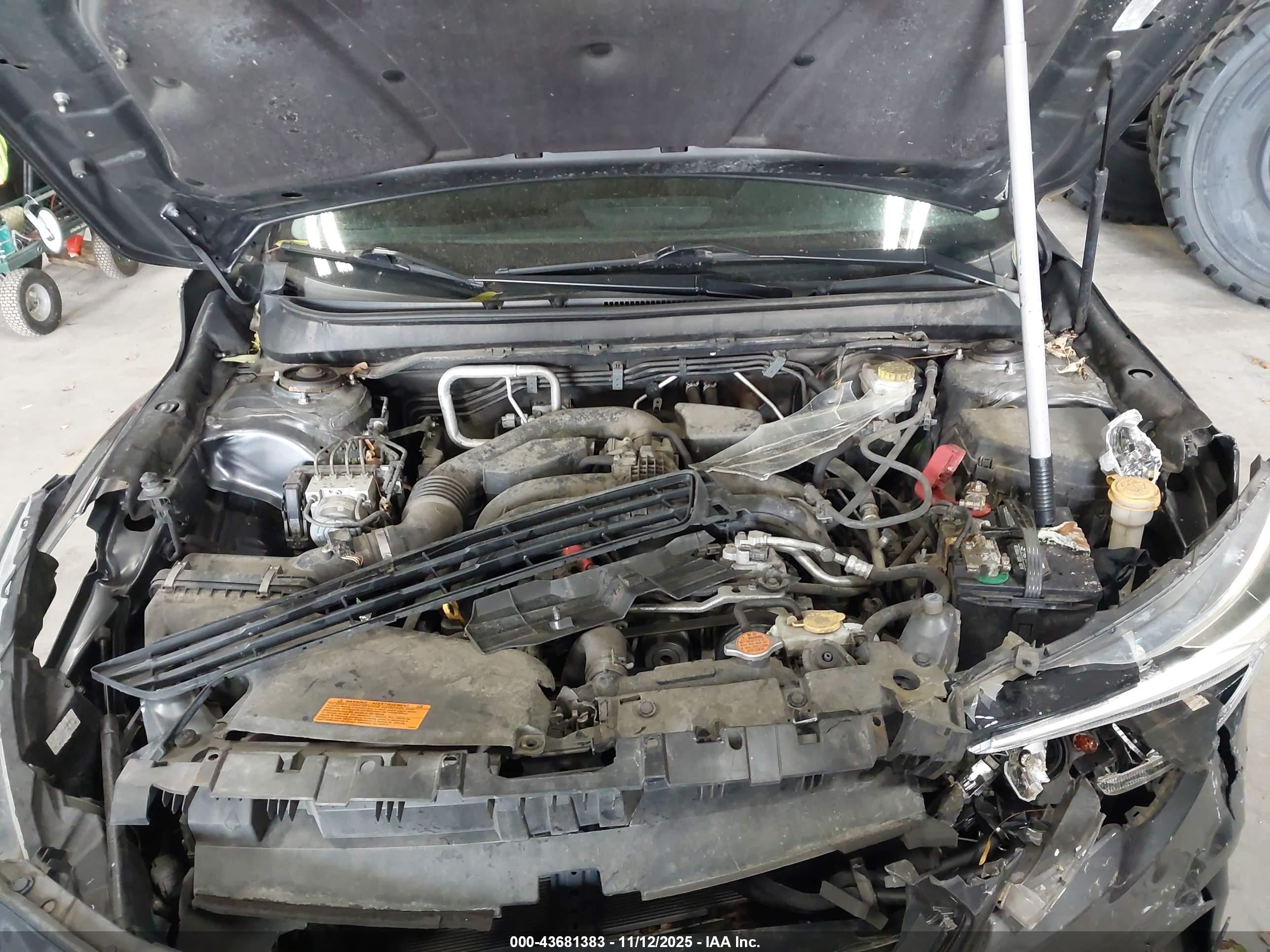 SUBARU OUTBACK image 10