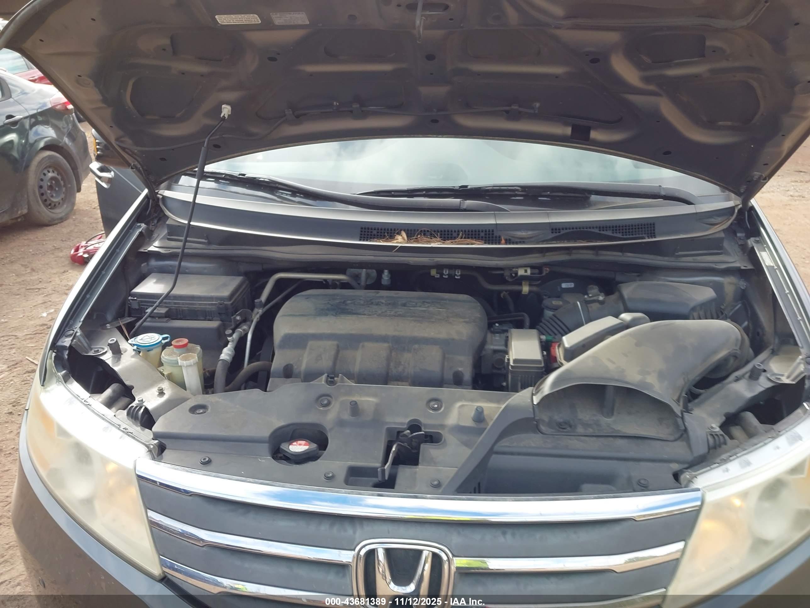 HONDA ODYSSEY image 10