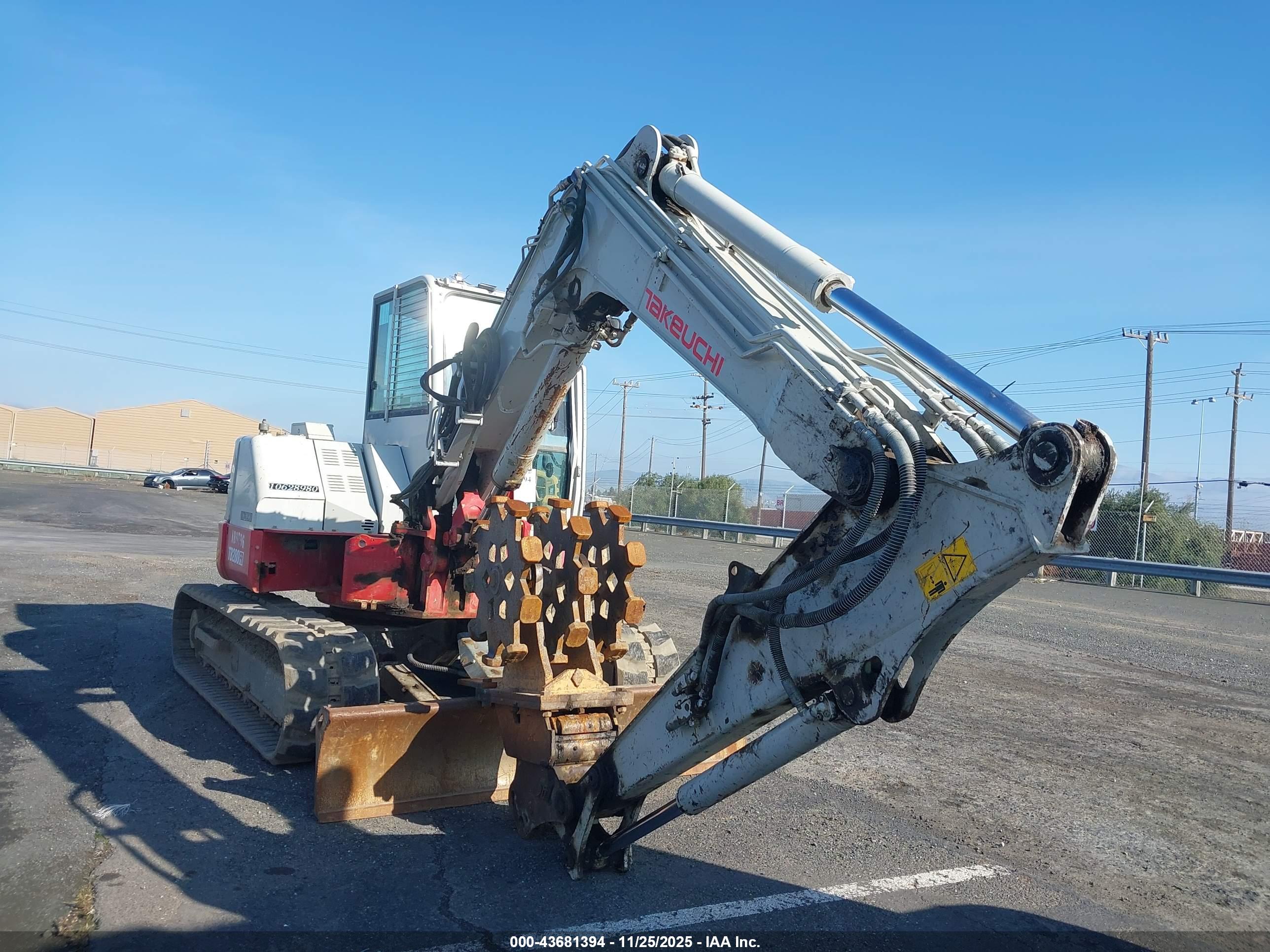 TAKEUCHI TB280FR image 6