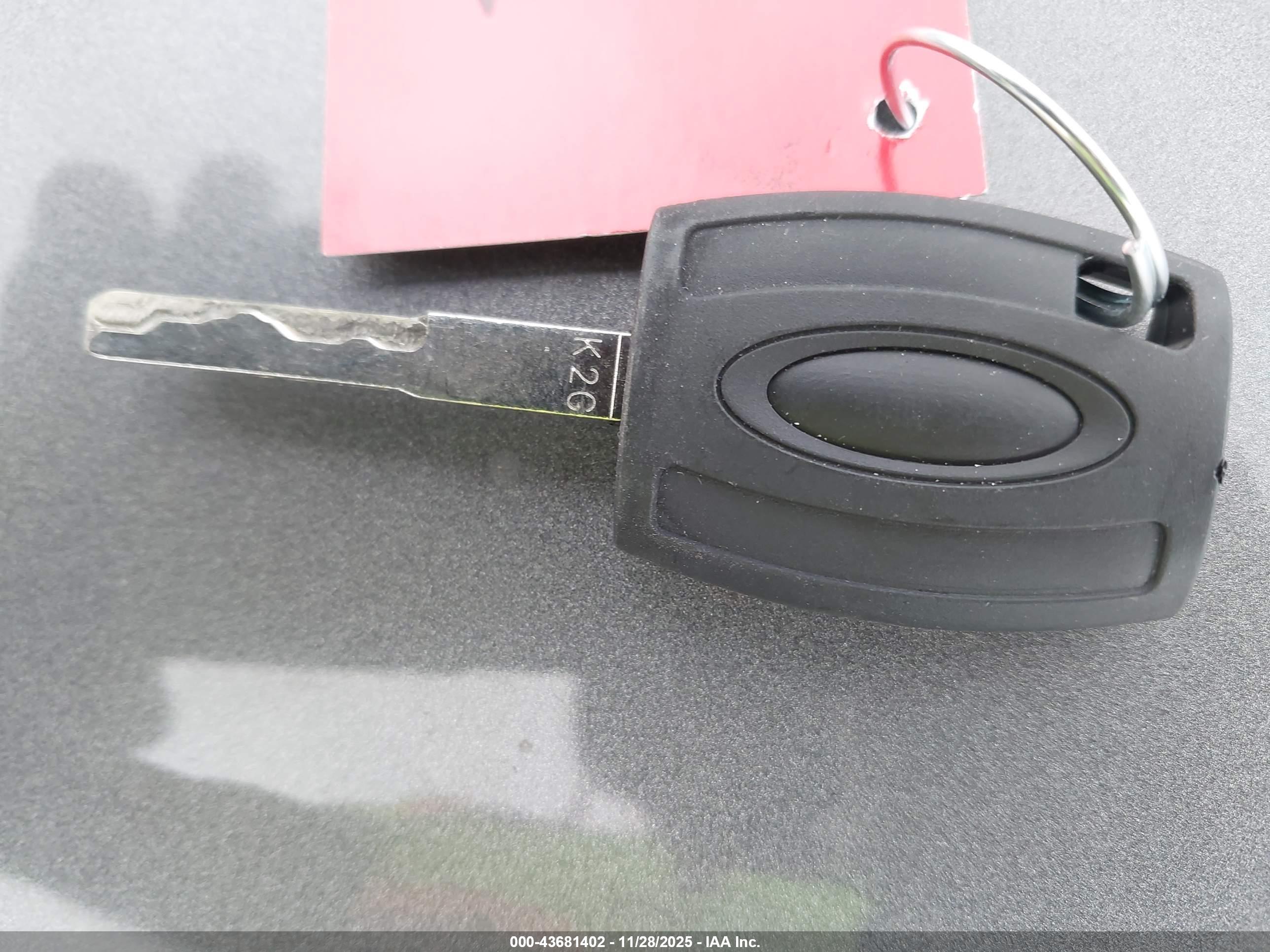 FORD FOCUS image 11