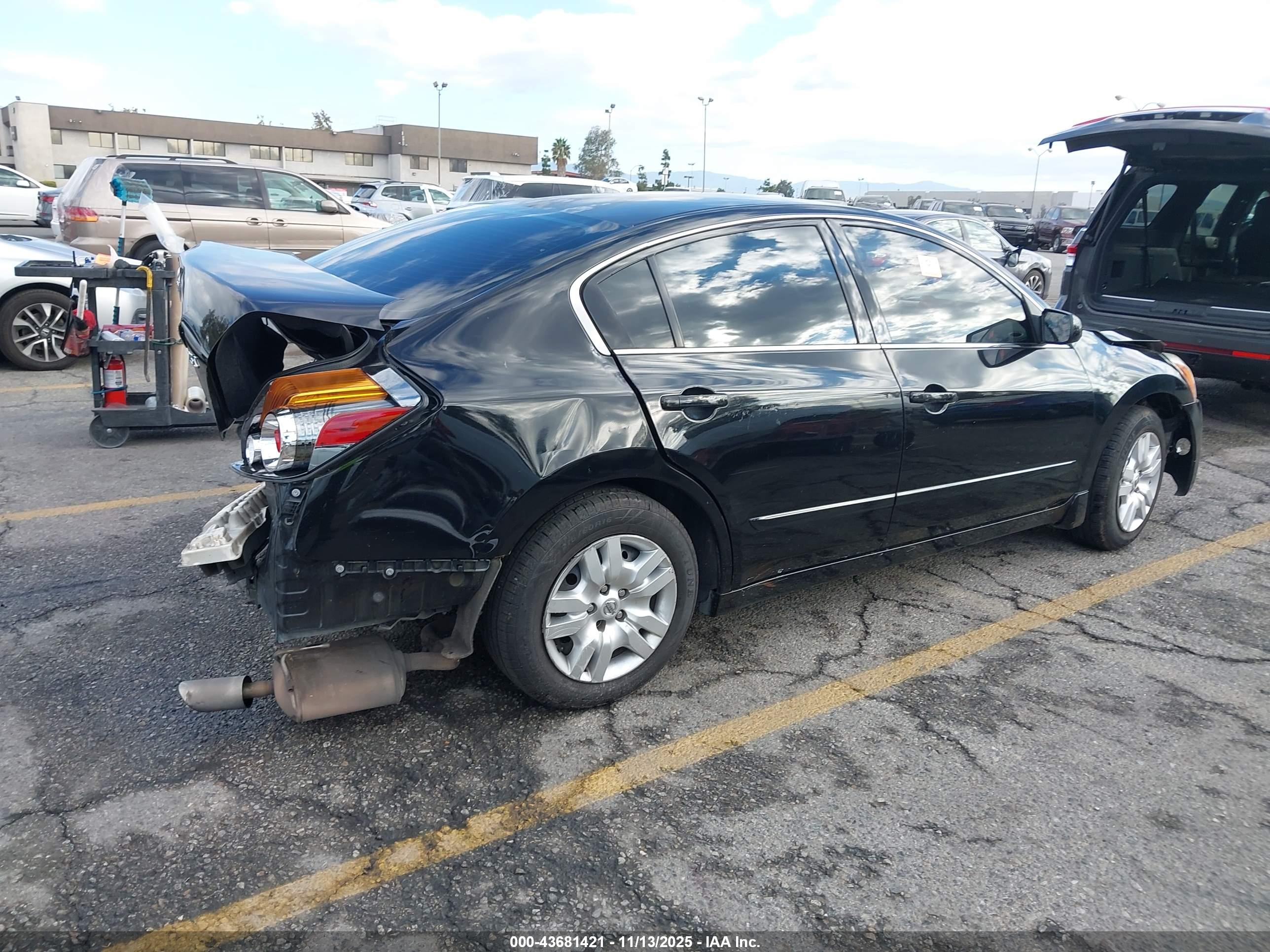 NISSAN ALTIMA image 4