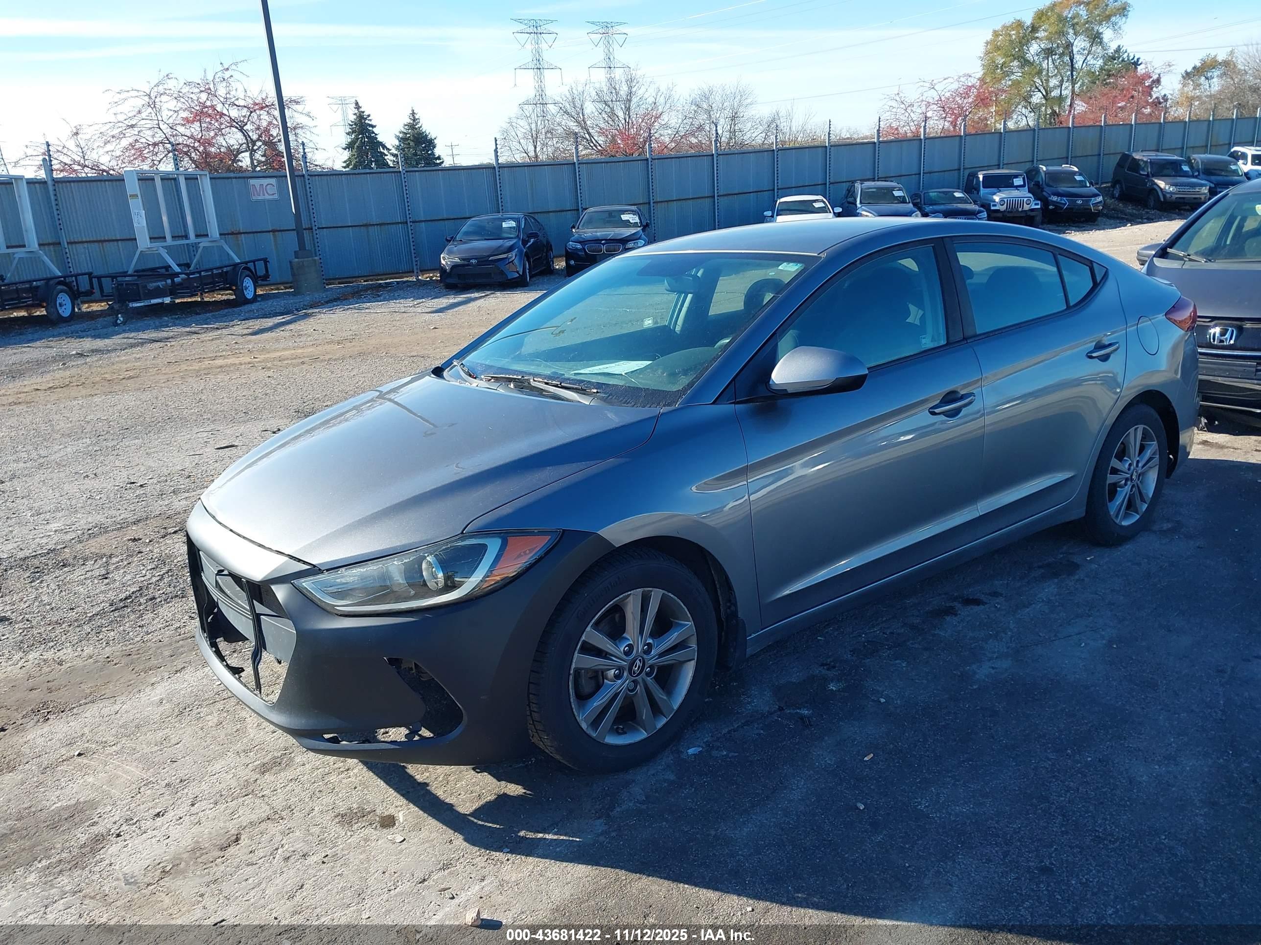 HYUNDAI ELANTRA image 2