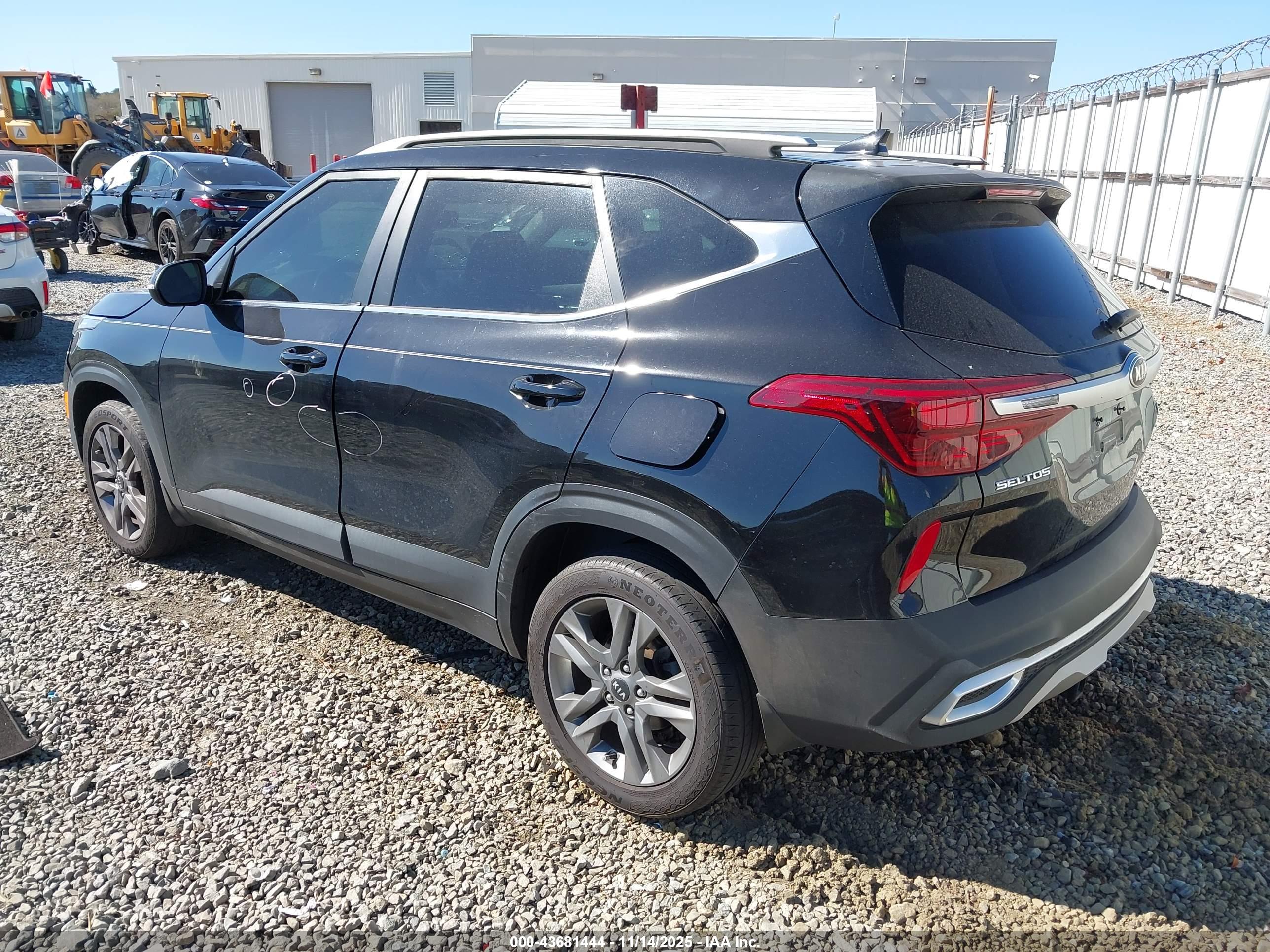 KIA SELTOS image 3