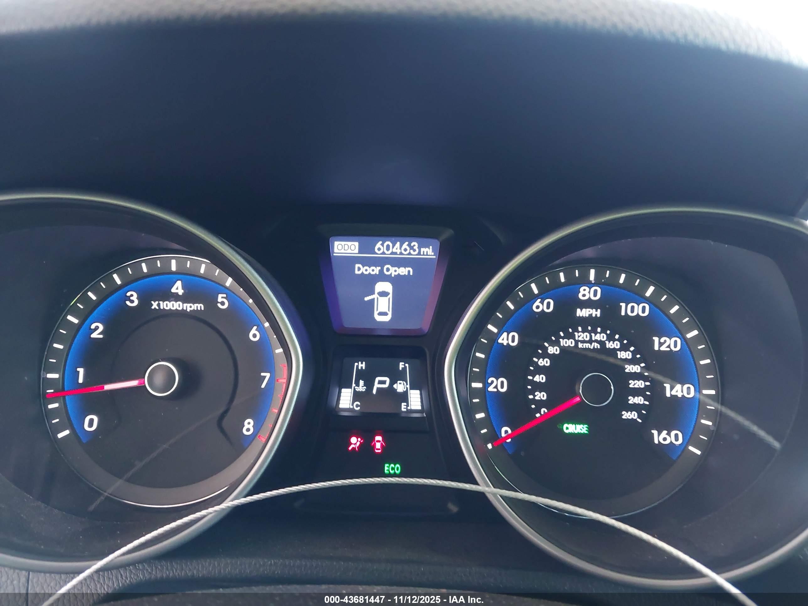 HYUNDAI ELANTRA image 7