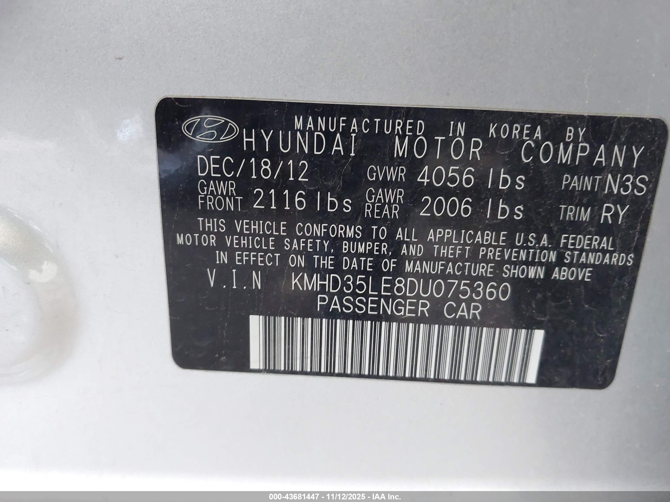 HYUNDAI ELANTRA image 9