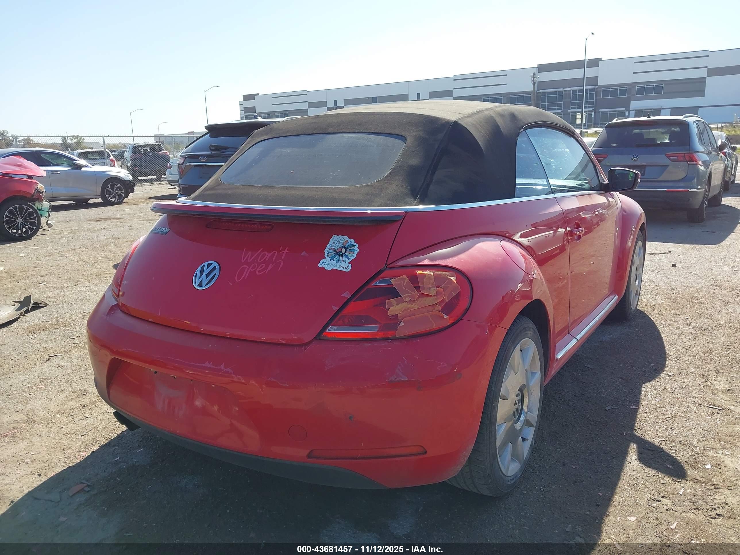 VOLKSWAGEN BEETLE image 4
