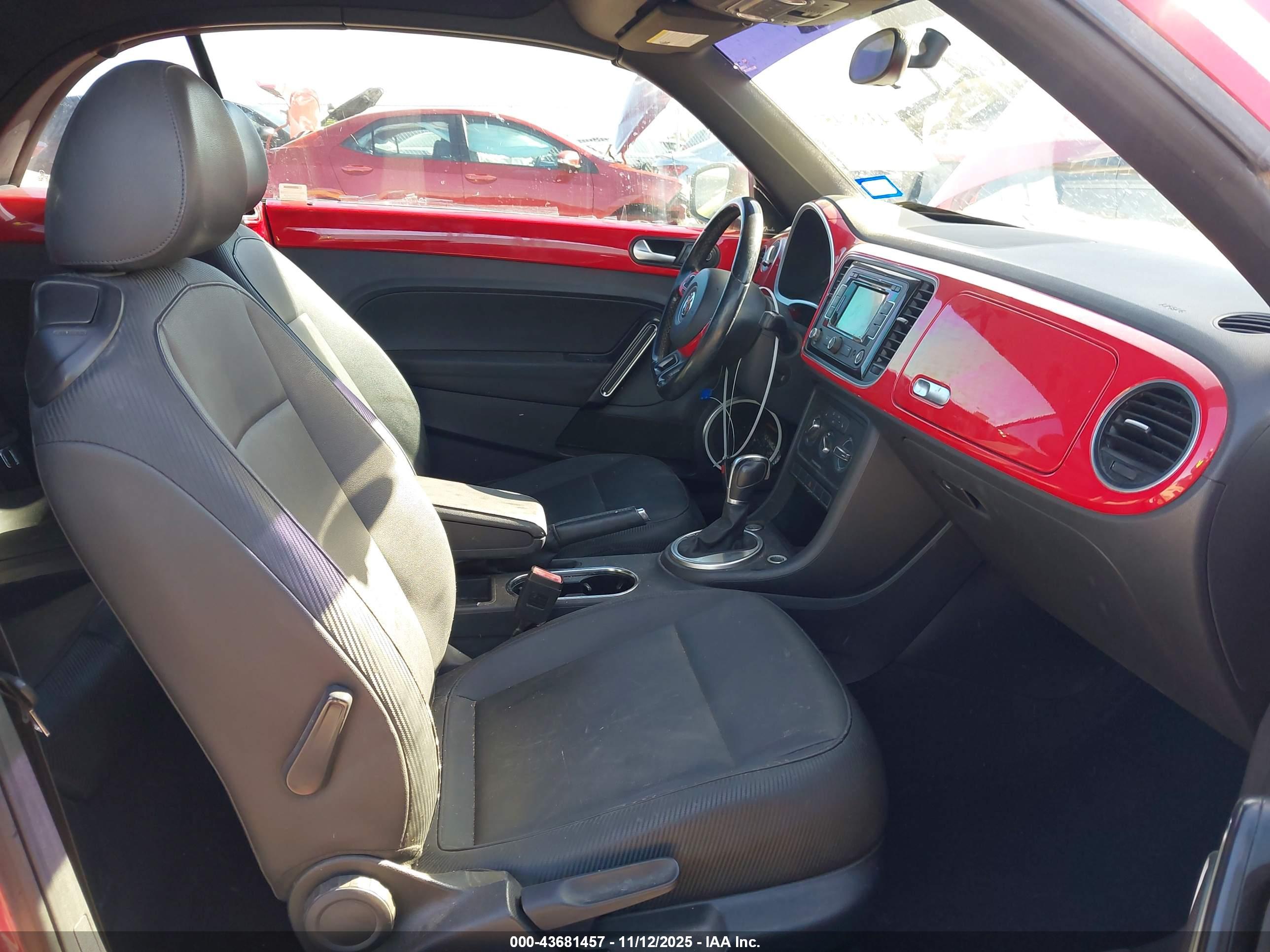 VOLKSWAGEN BEETLE image 5