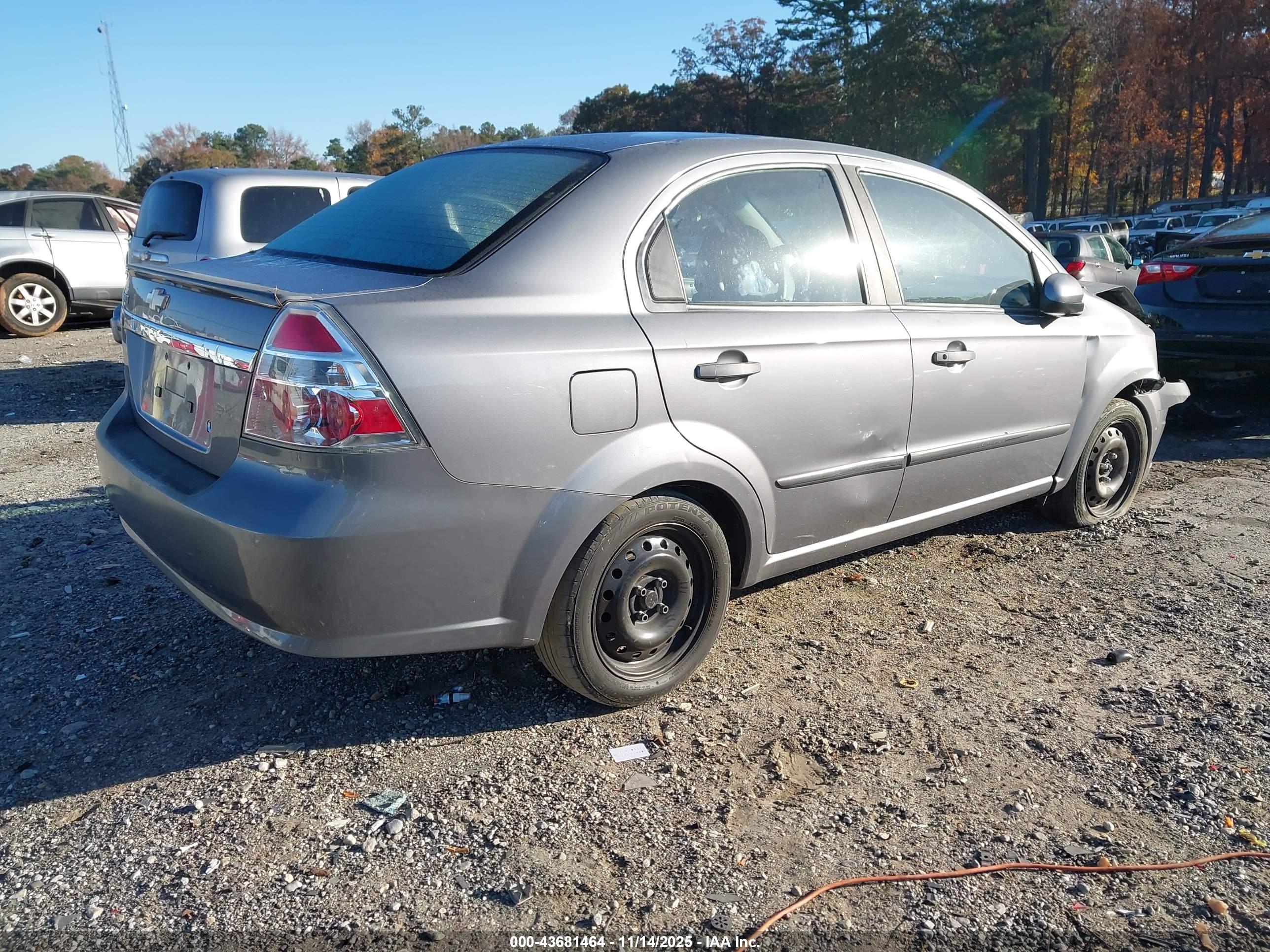 CHEVROLET AVEO image 4