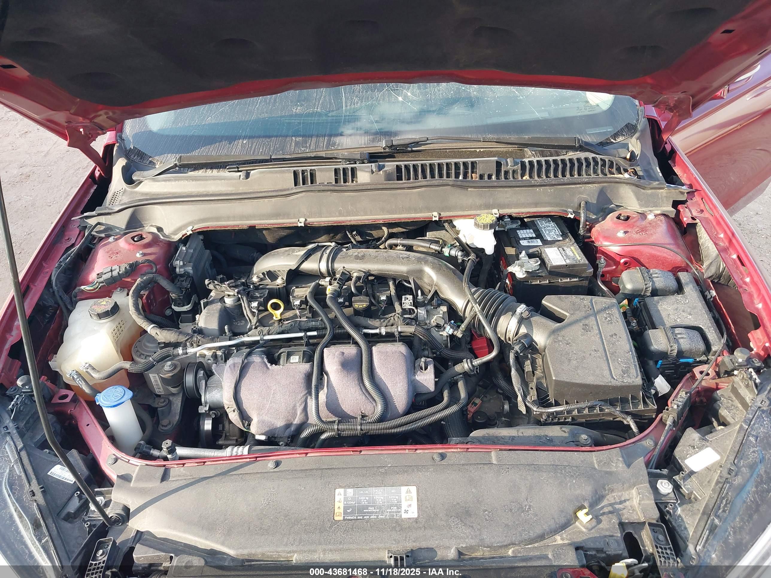 FORD FUSION image 10