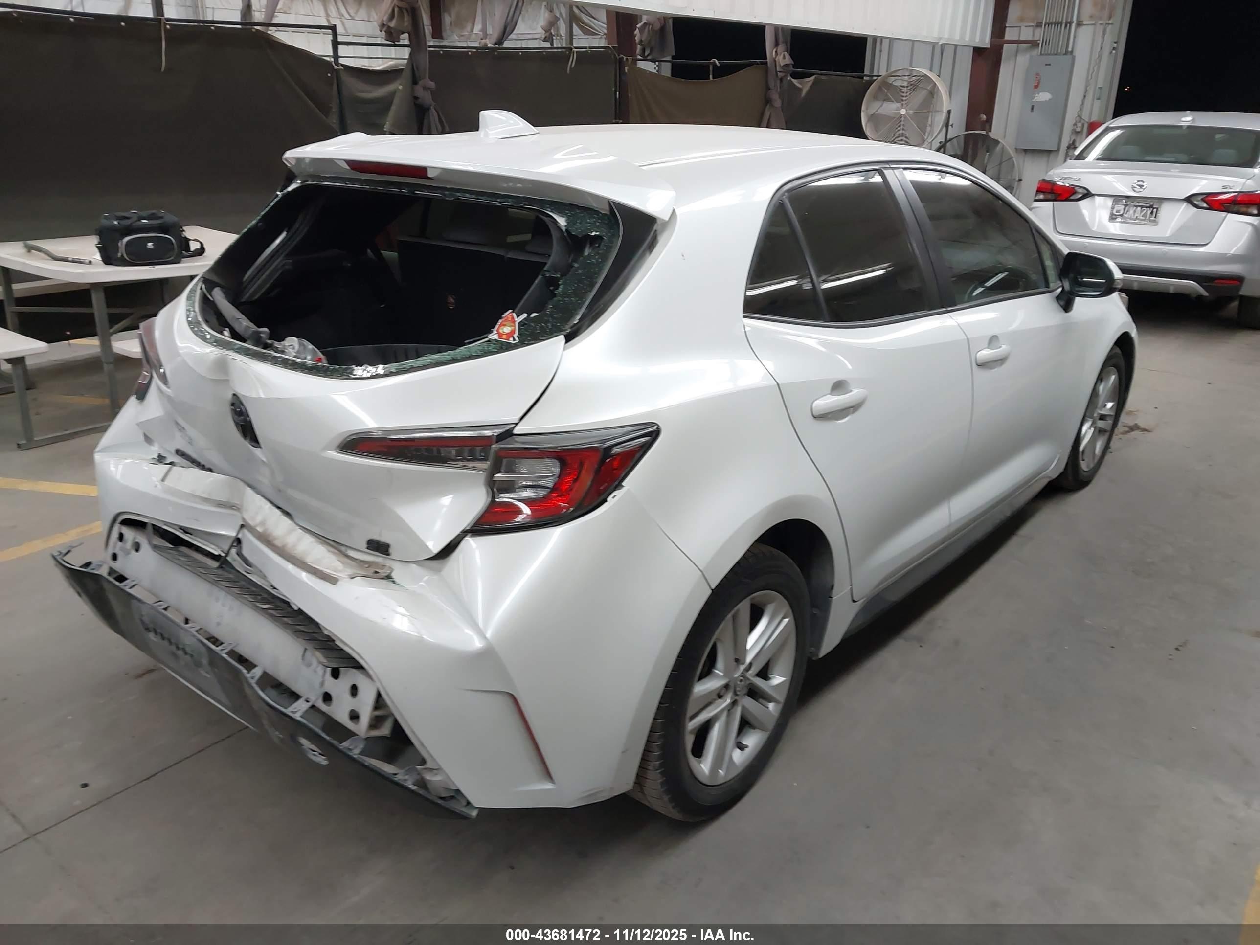 TOYOTA COROLLA image 4