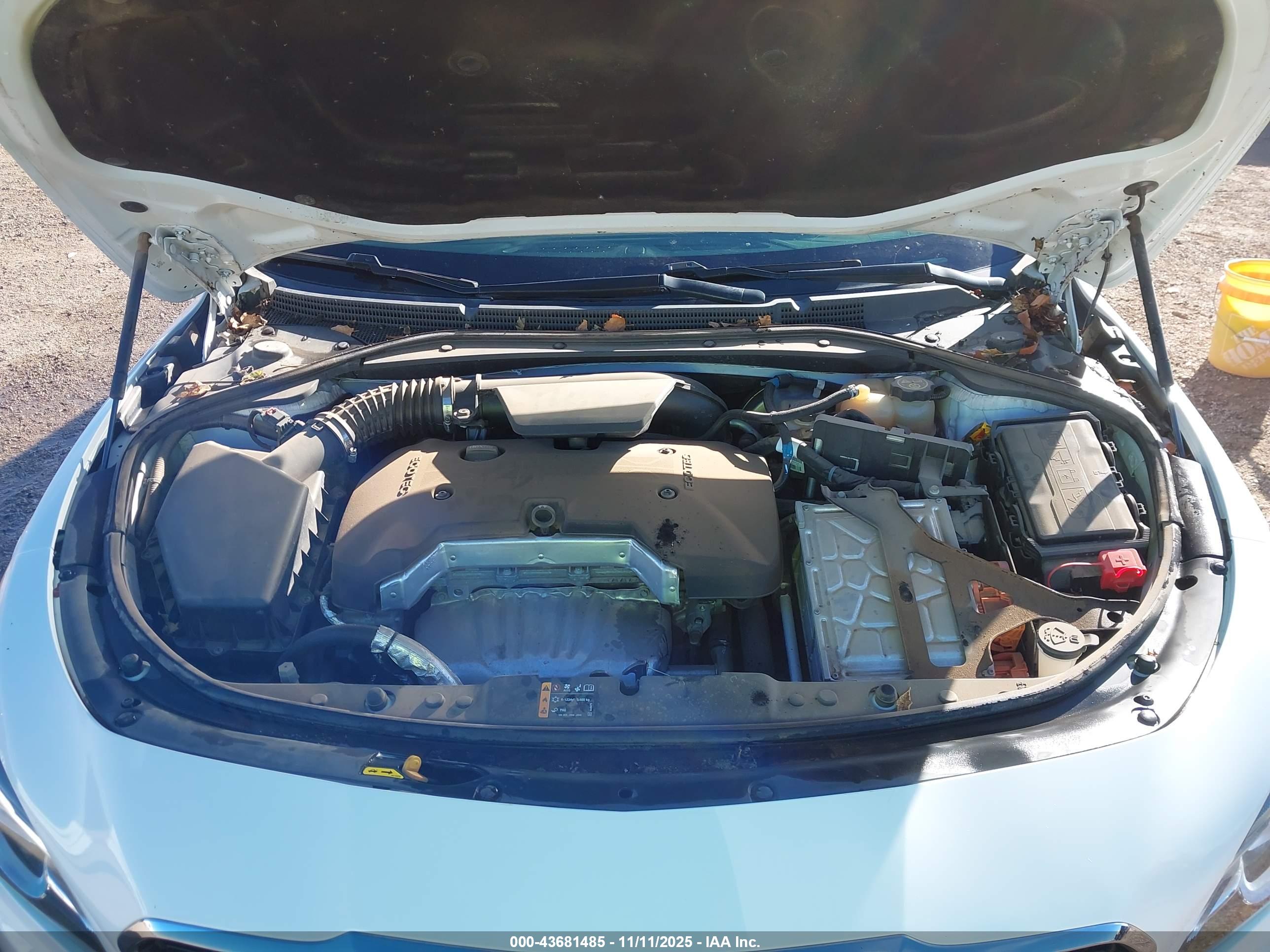 BUICK LACROSSE image 10