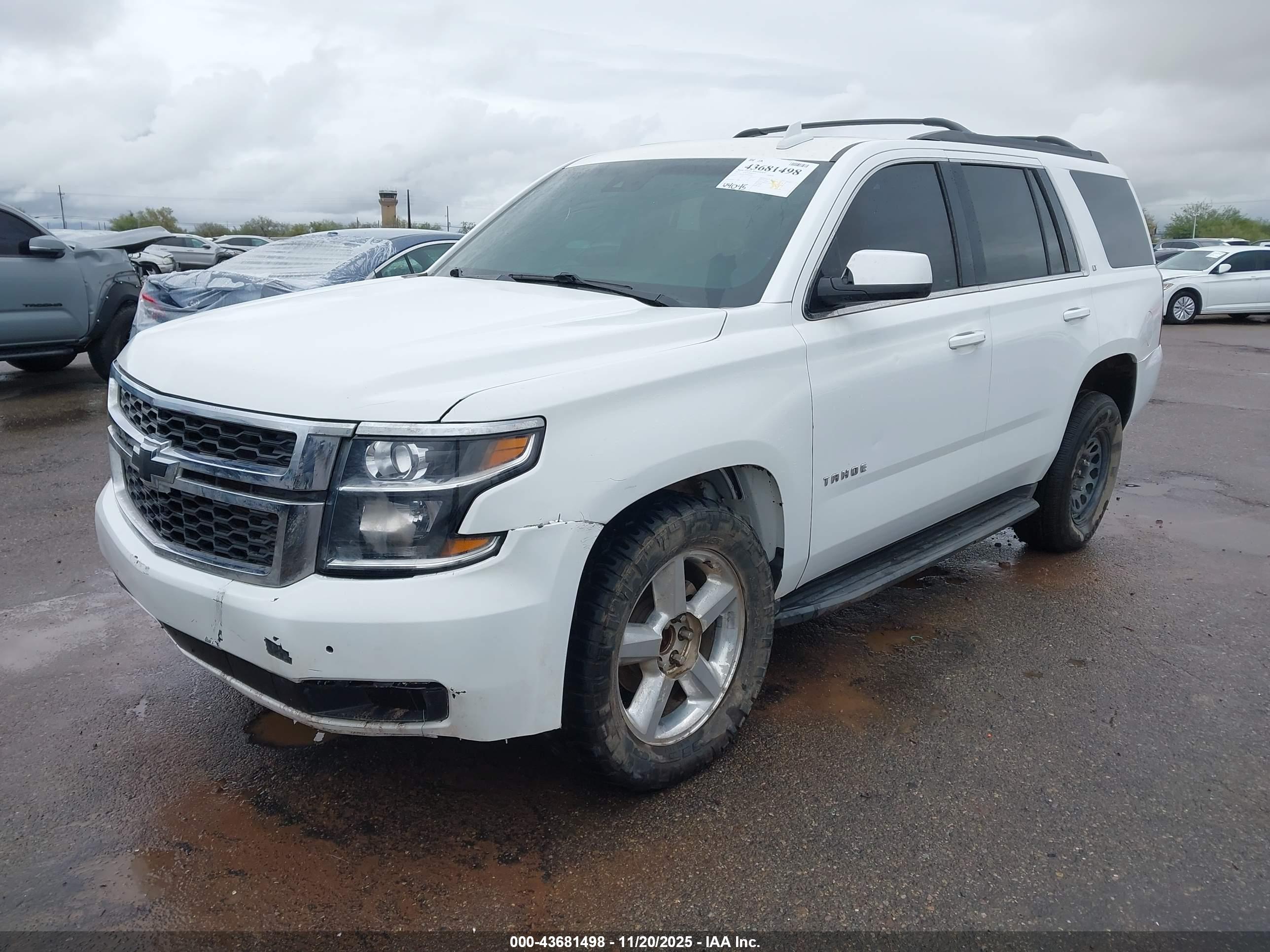 CHEVROLET TAHOE image 2