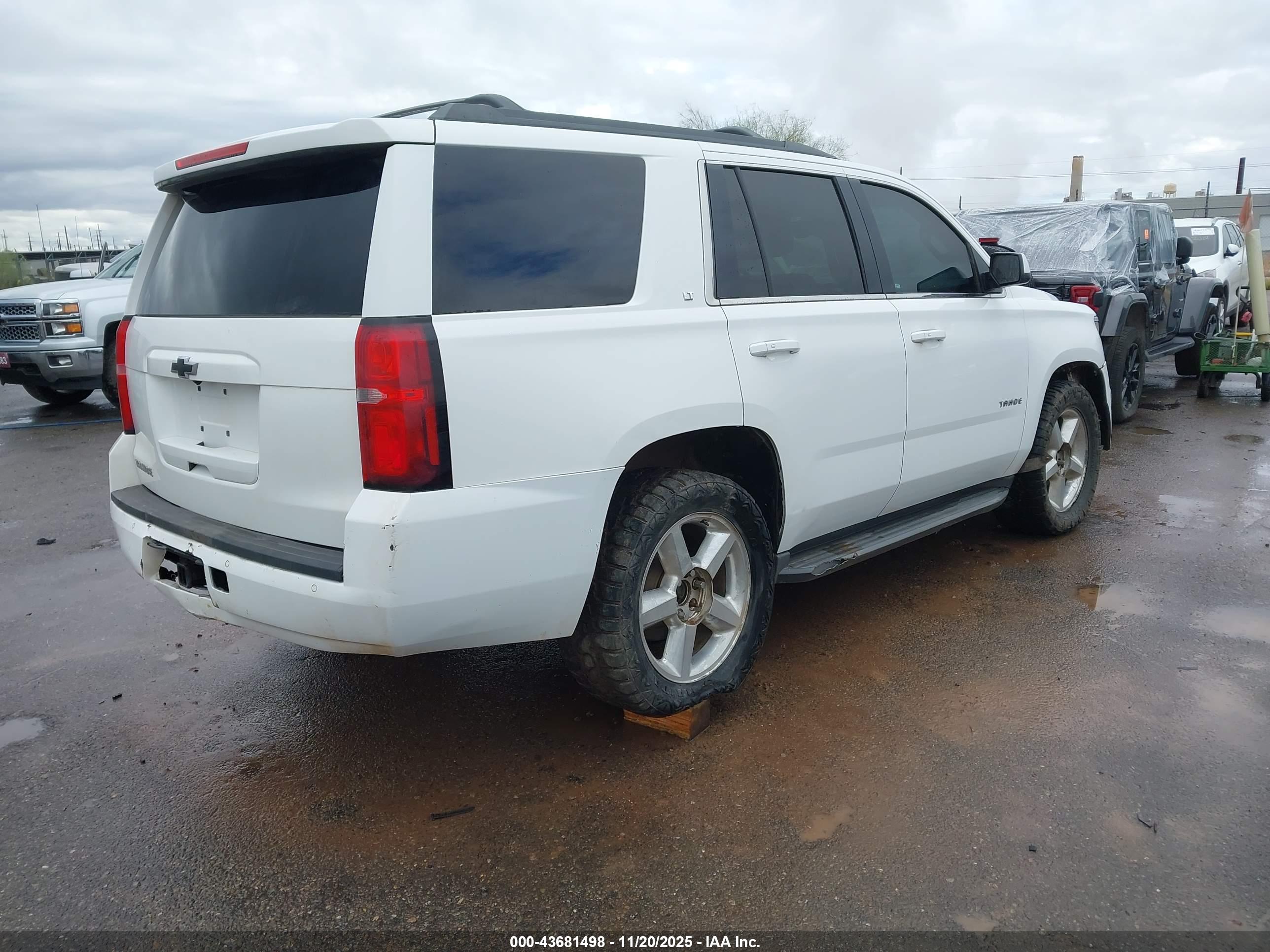 CHEVROLET TAHOE image 4