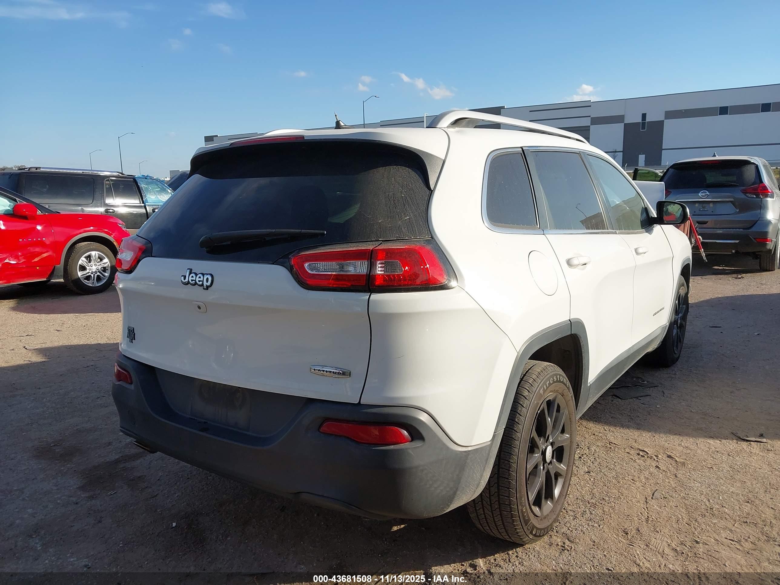 JEEP CHEROKEE image 4