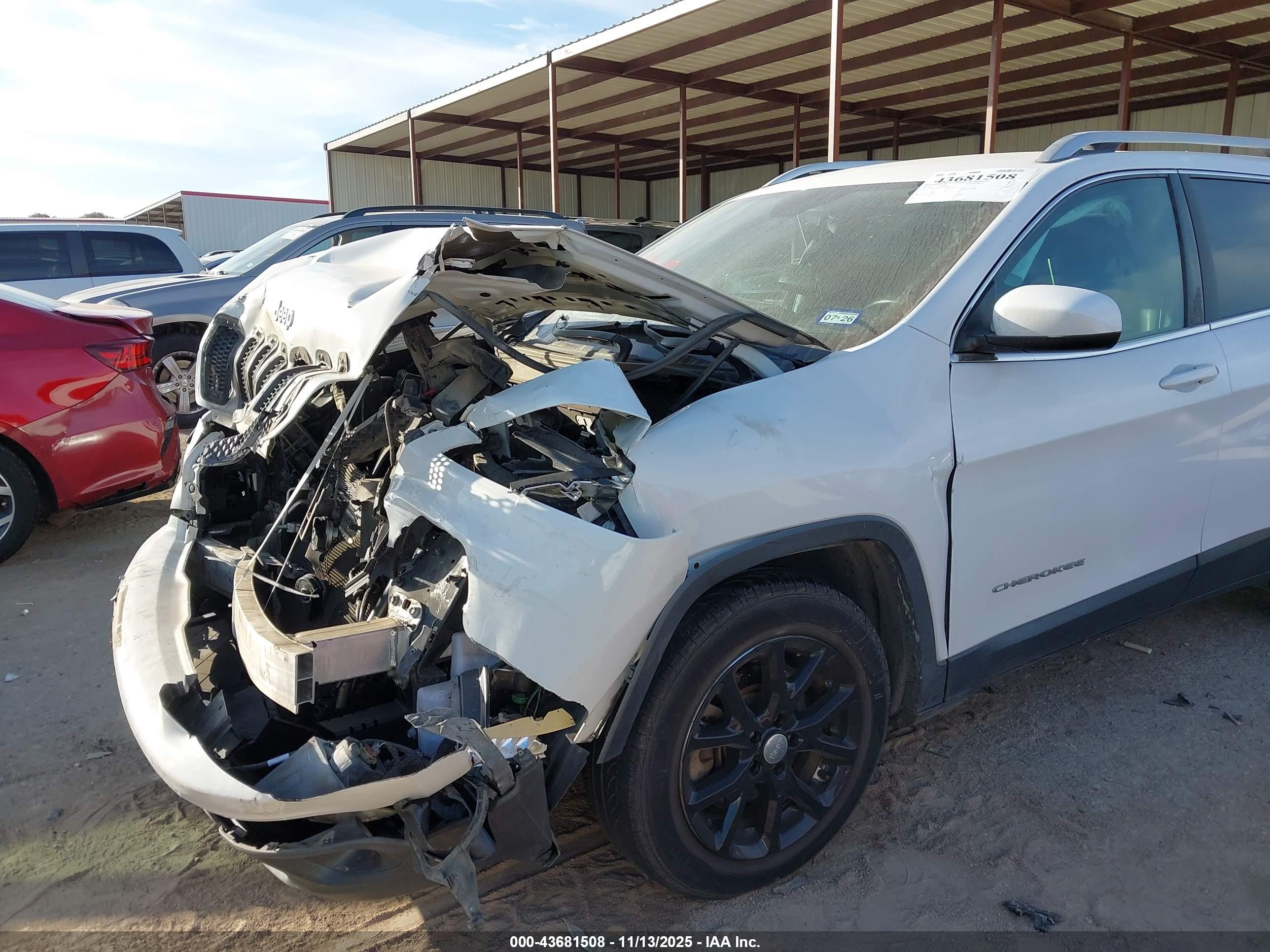 JEEP CHEROKEE image 6