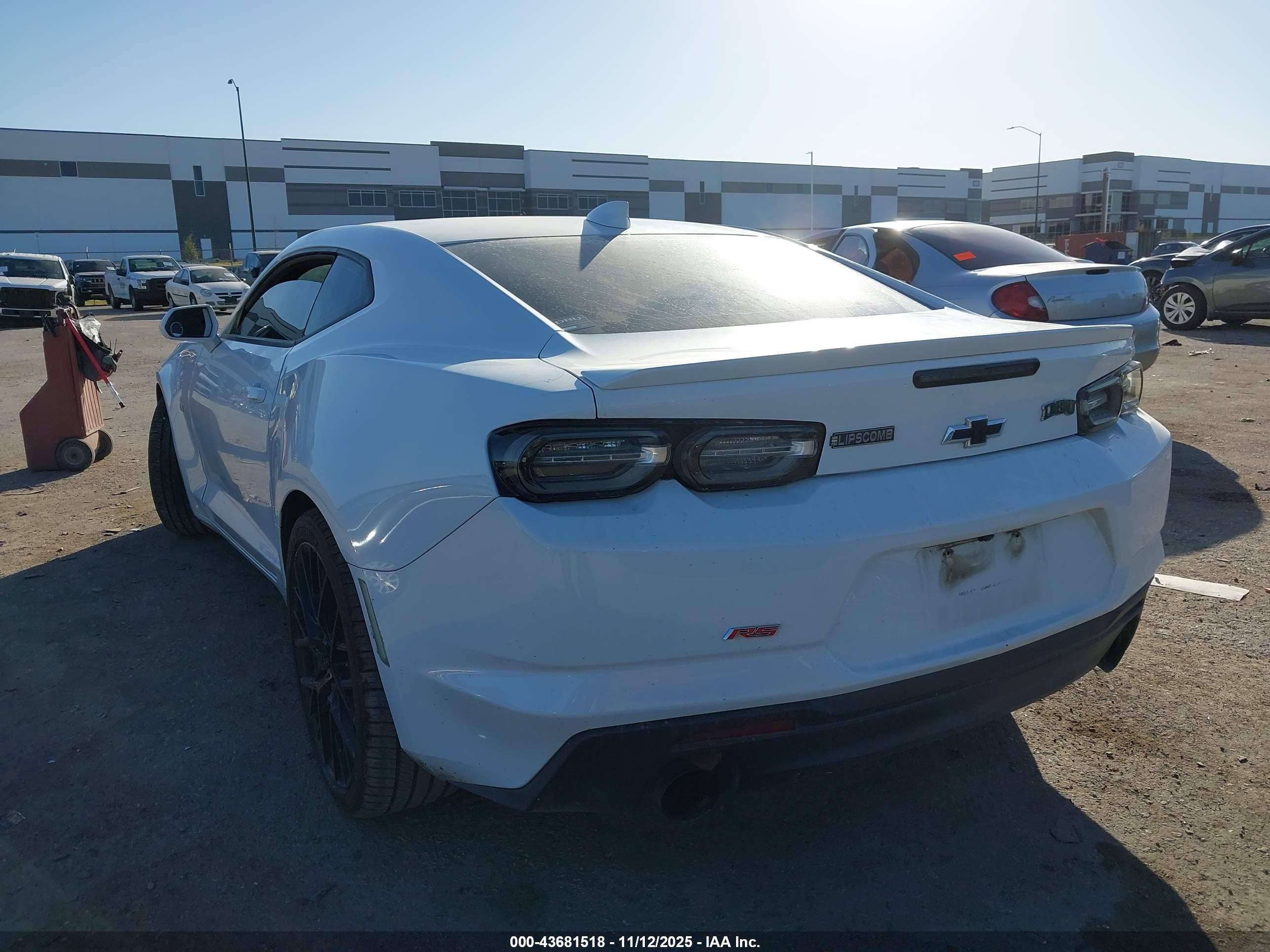 CHEVROLET CAMARO image 3