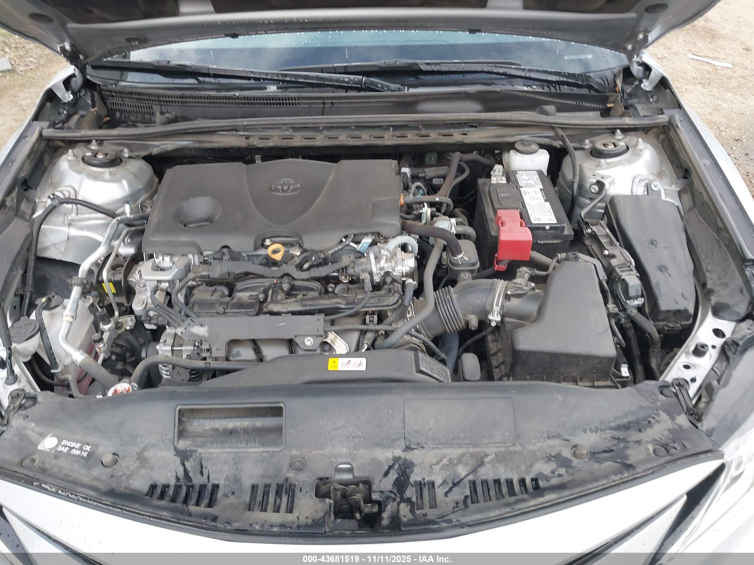 TOYOTA CAMRY image 10