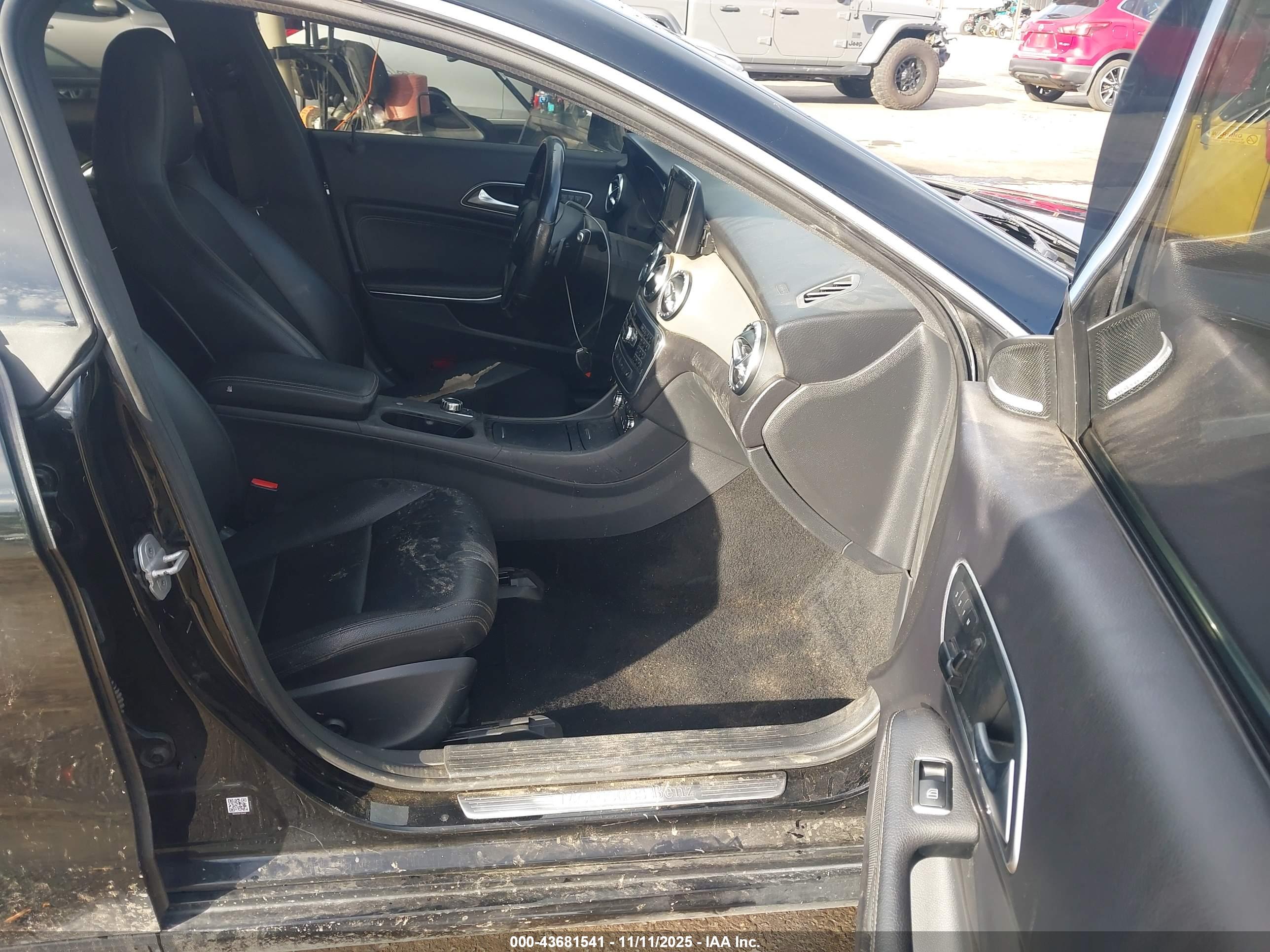 MERCEDES-BENZ CLA image 5