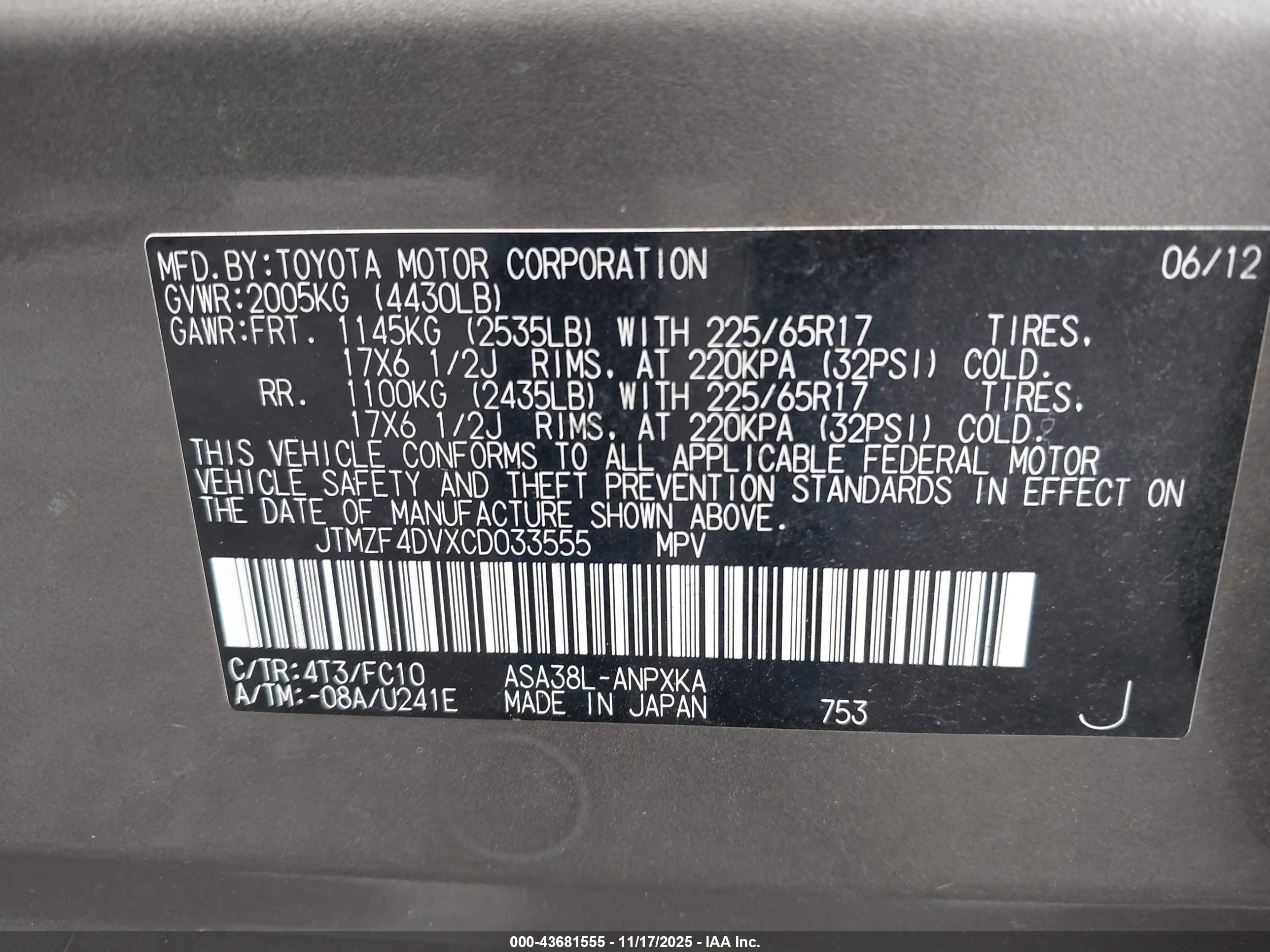 TOYOTA RAV4 image 9