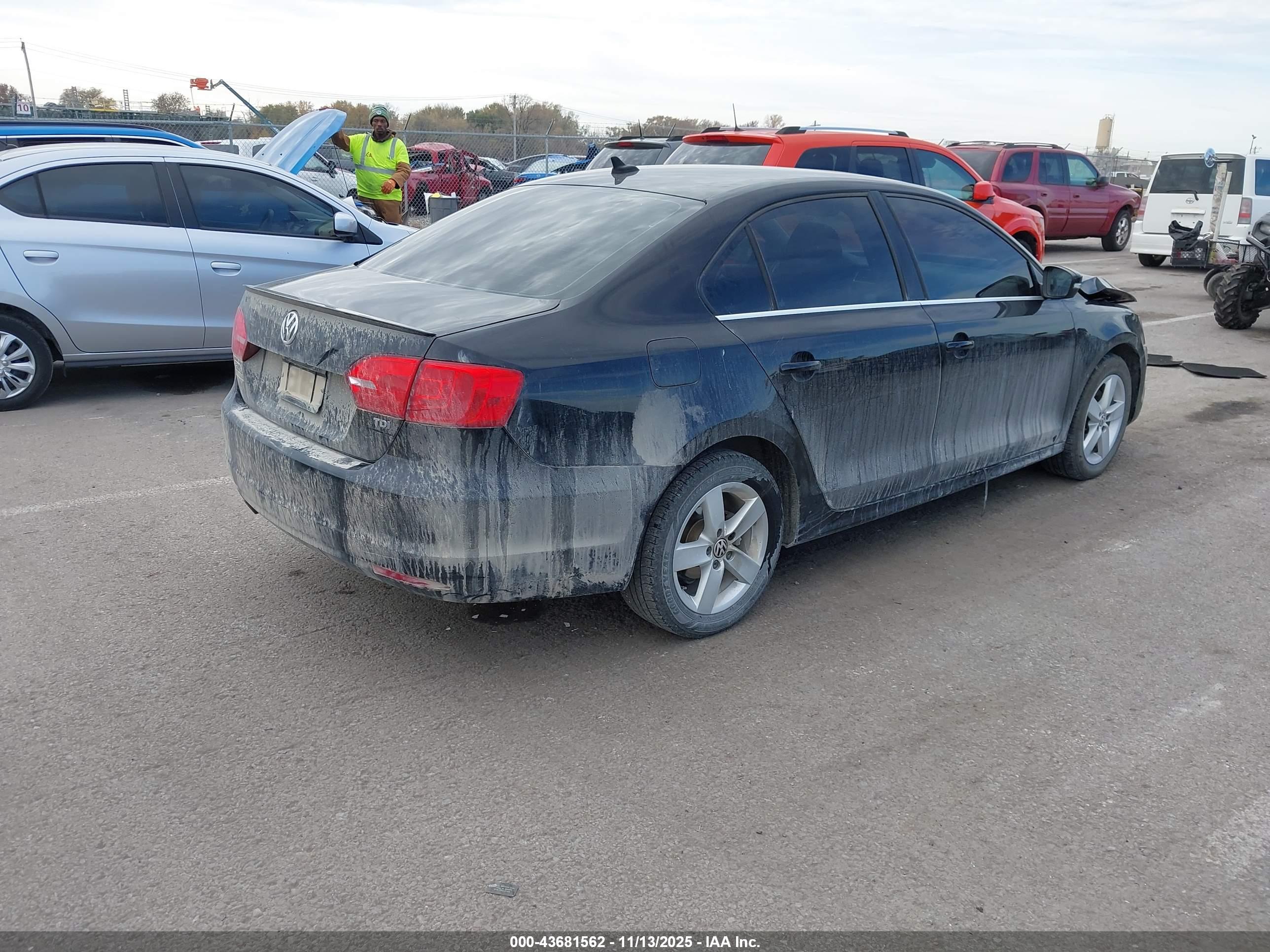 VOLKSWAGEN JETTA image 4