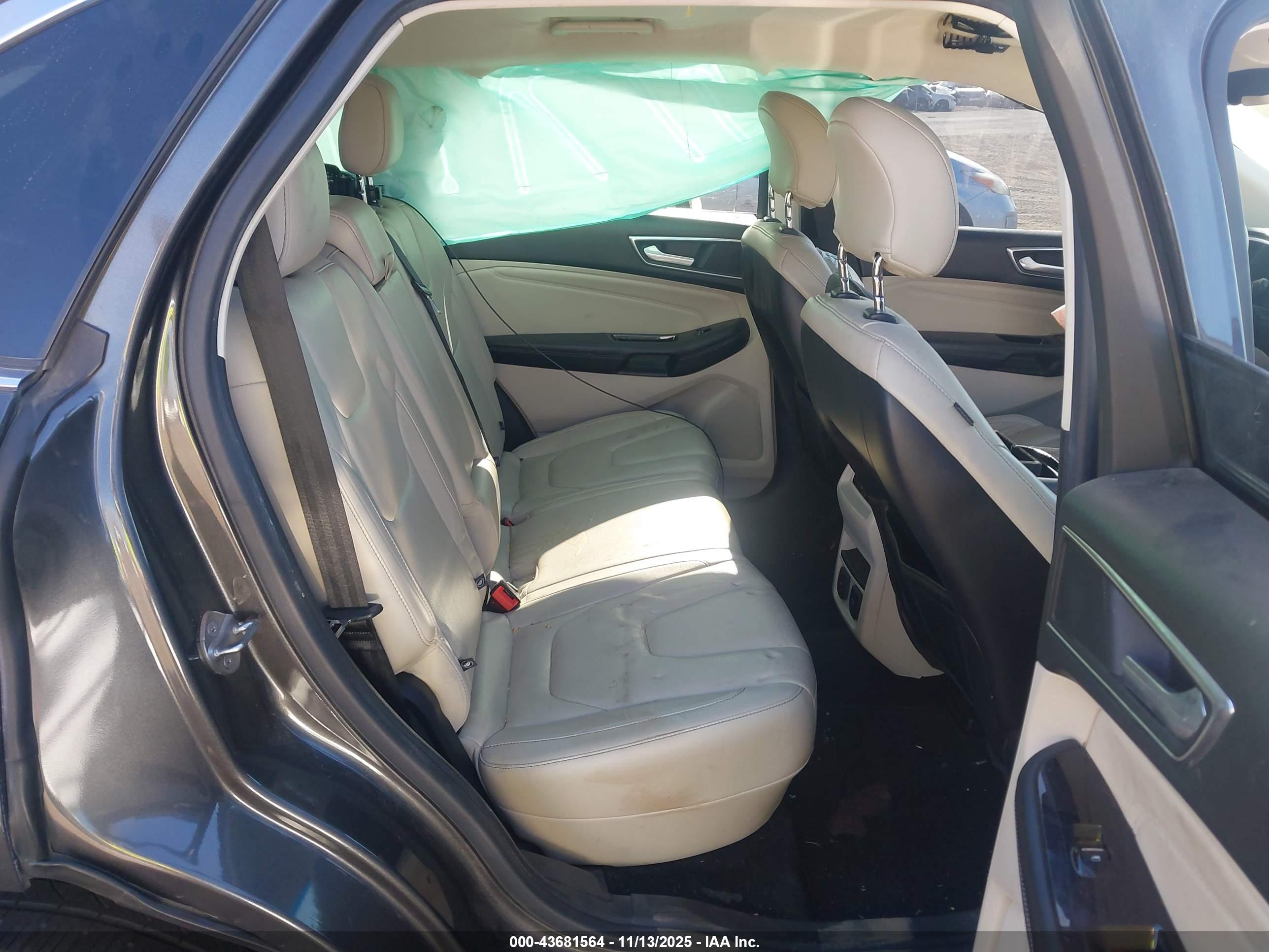 FORD EDGE image 8