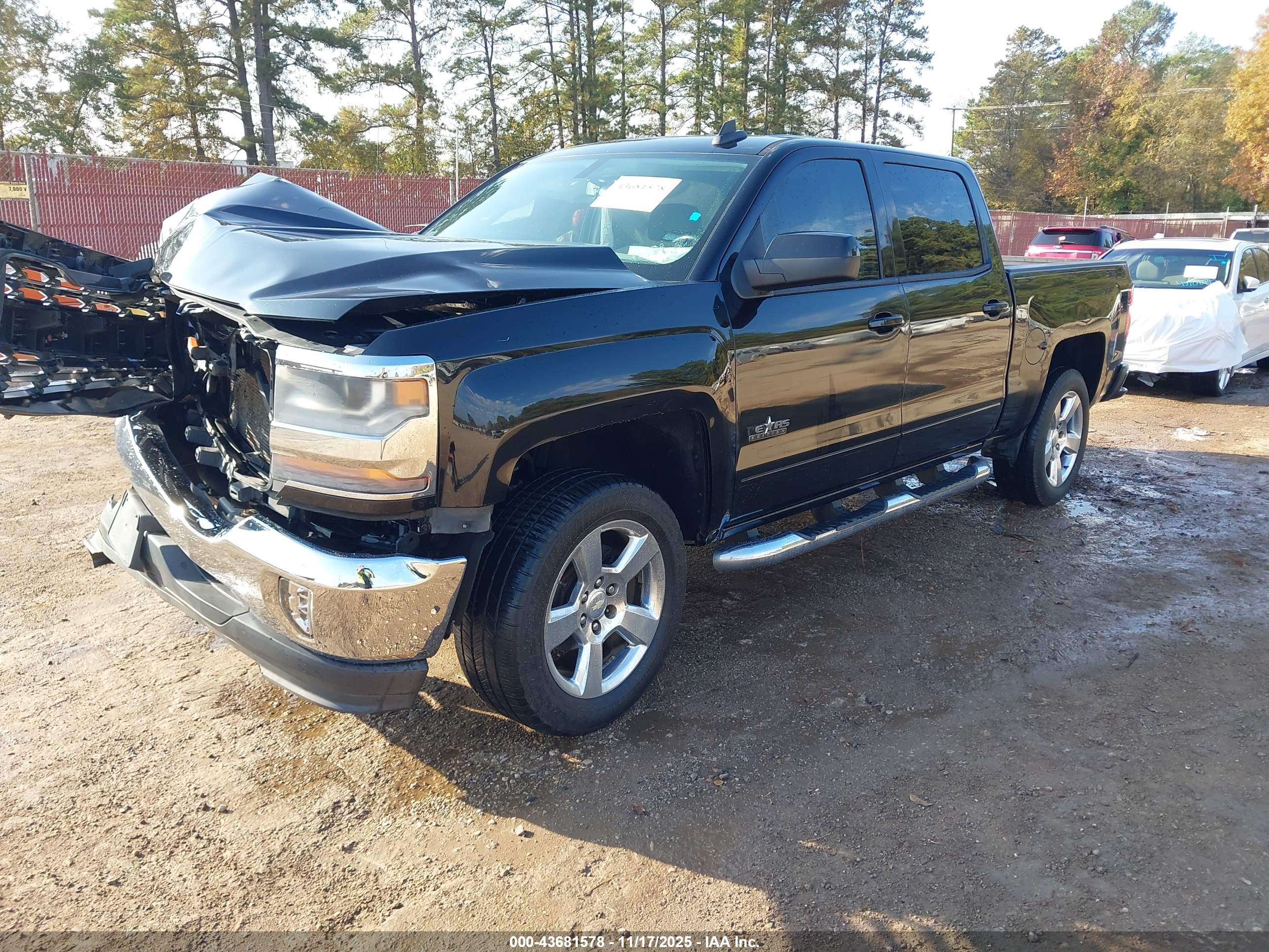 CHEVROLET SILVERADO image 2