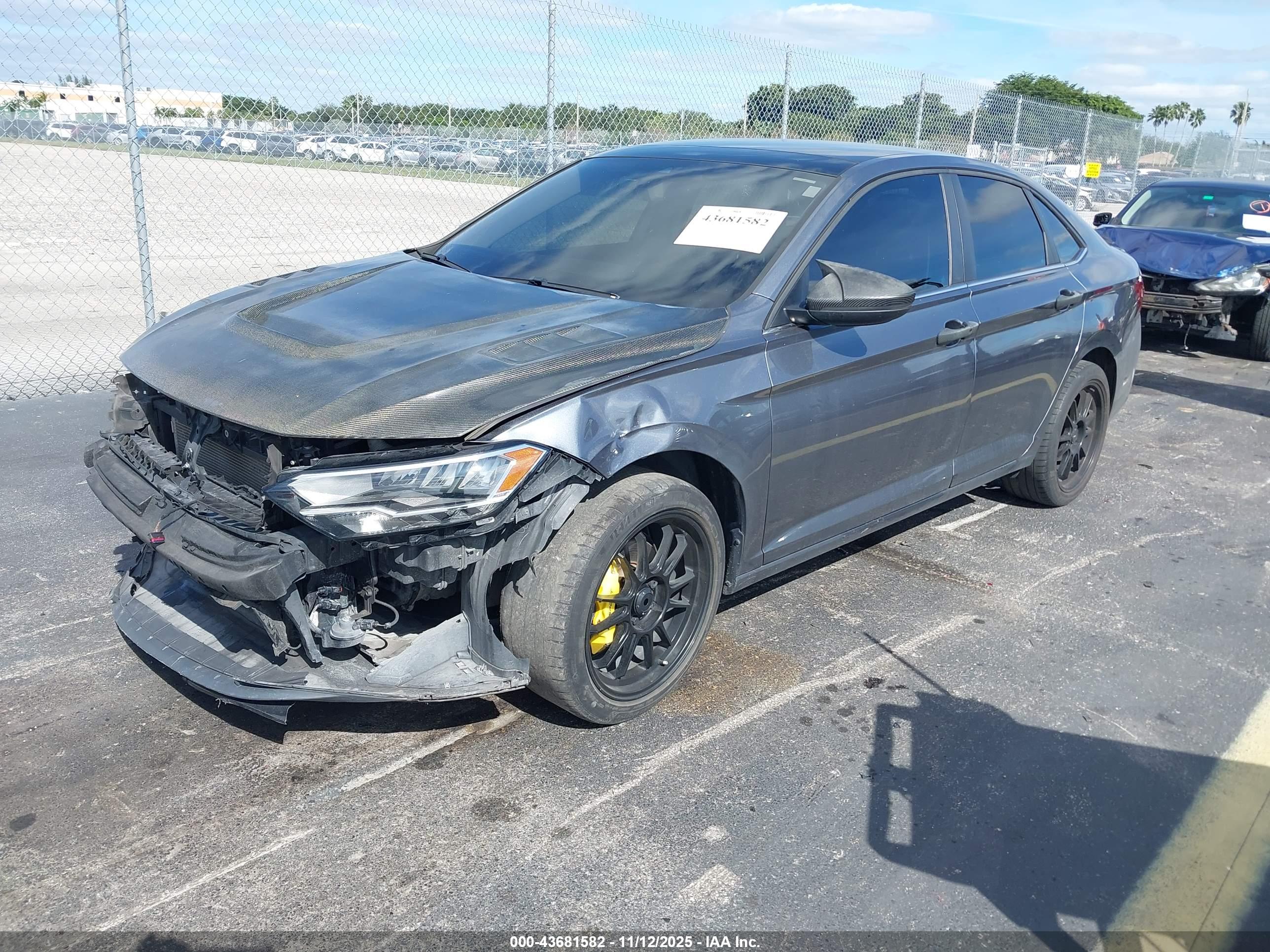 VOLKSWAGEN JETTA image 2