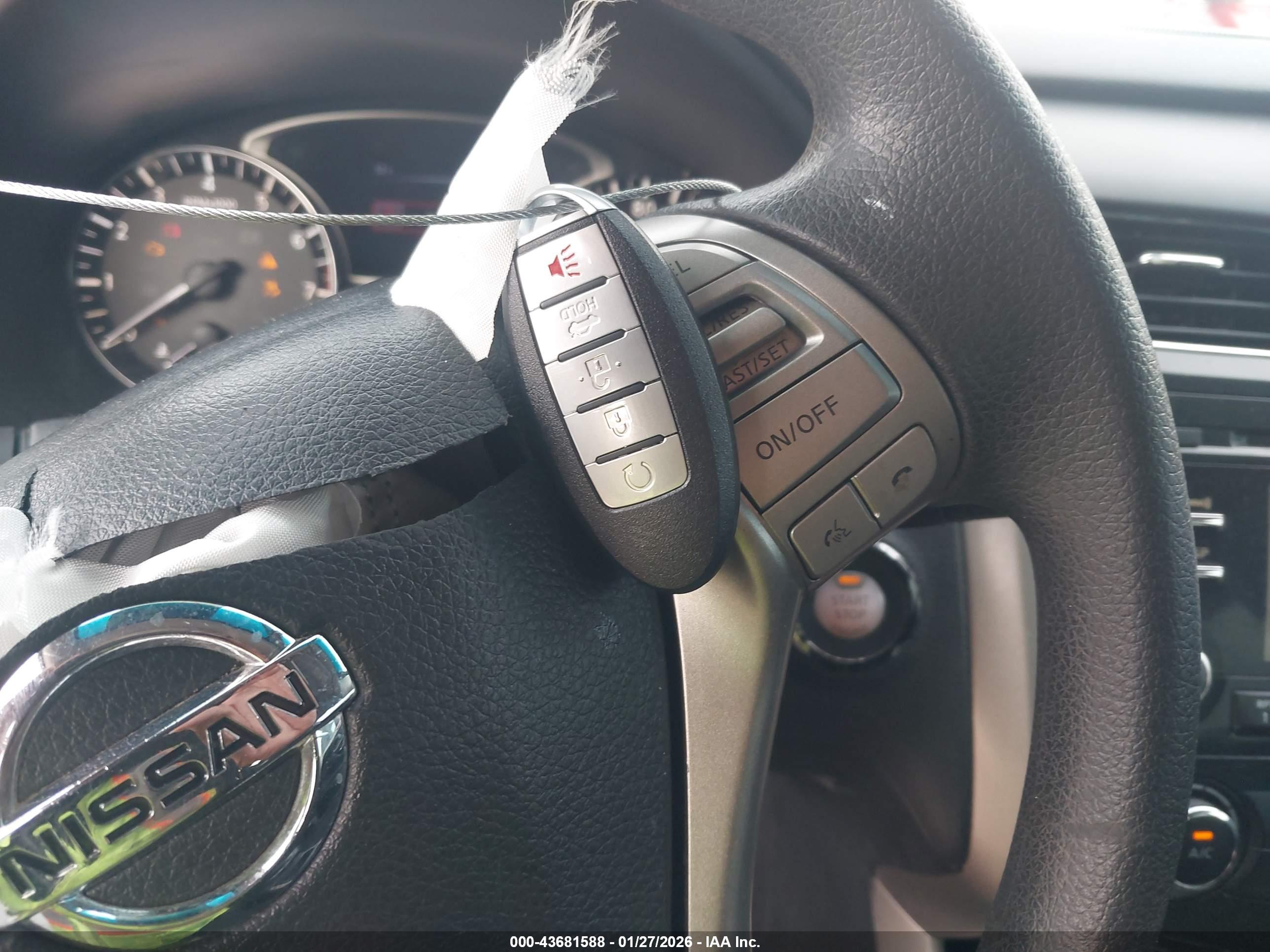 NISSAN ALTIMA image 11