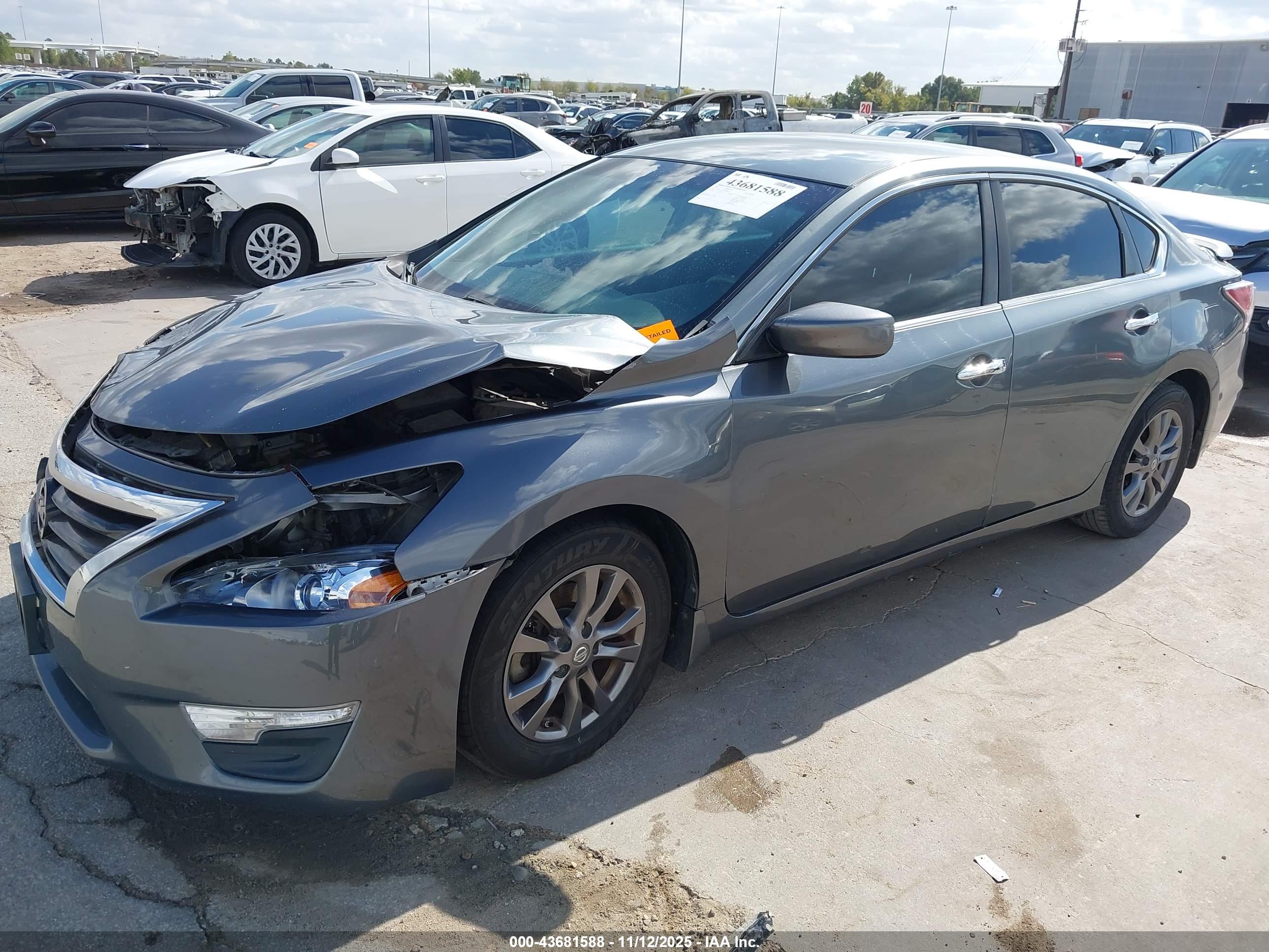 NISSAN ALTIMA image 2