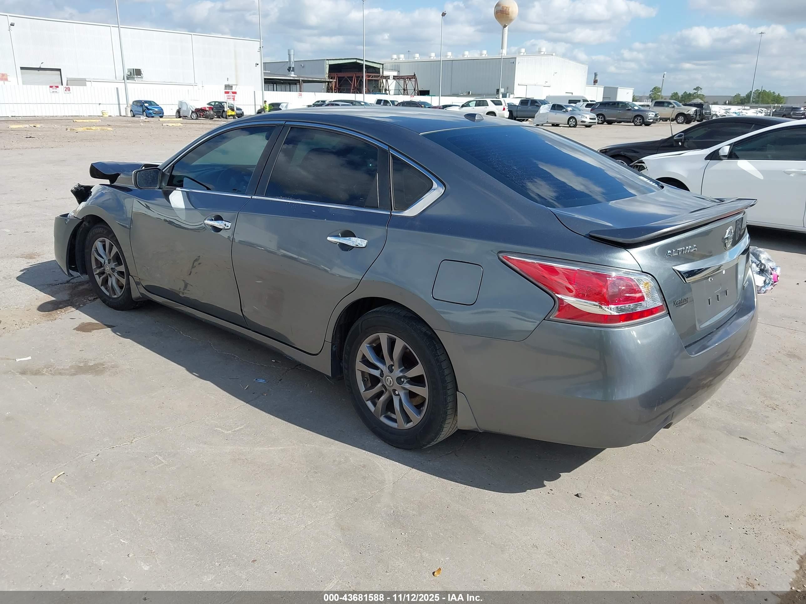 NISSAN ALTIMA image 3