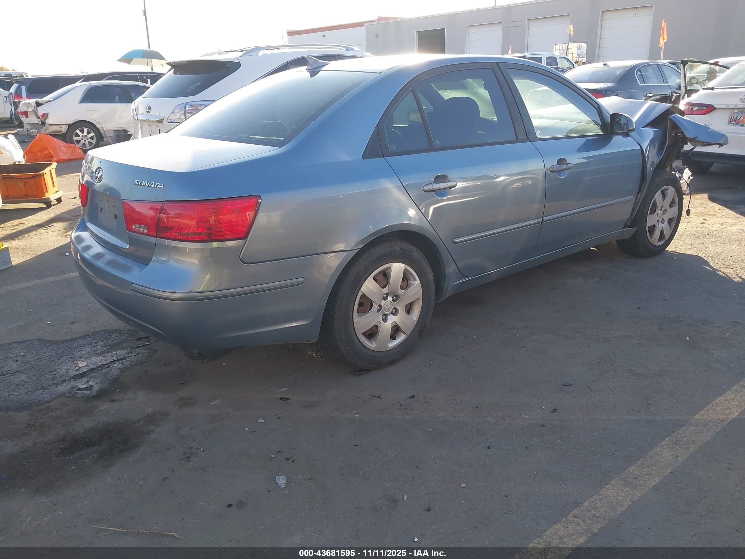 HYUNDAI SONATA image 4