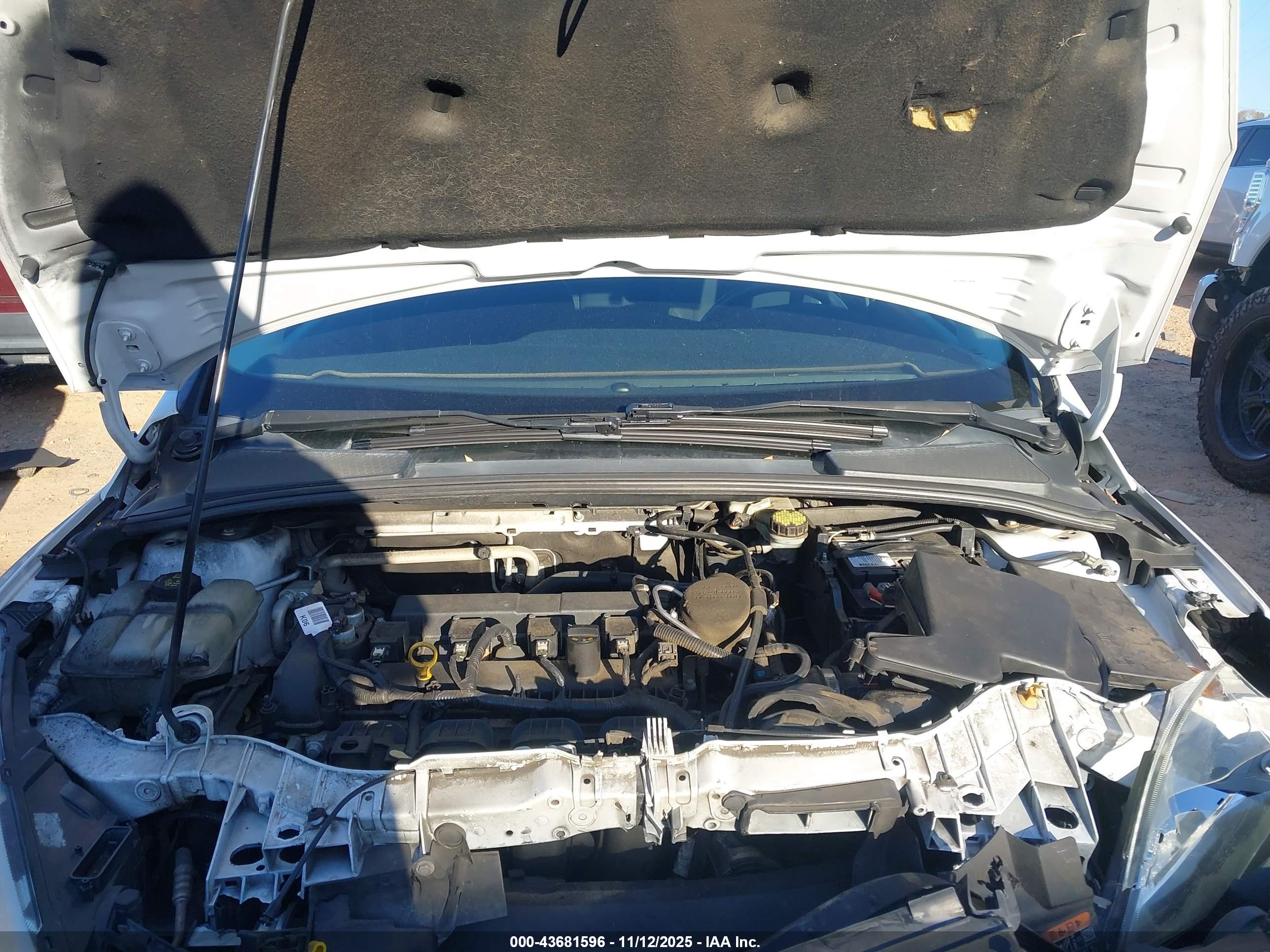 FORD FOCUS image 10
