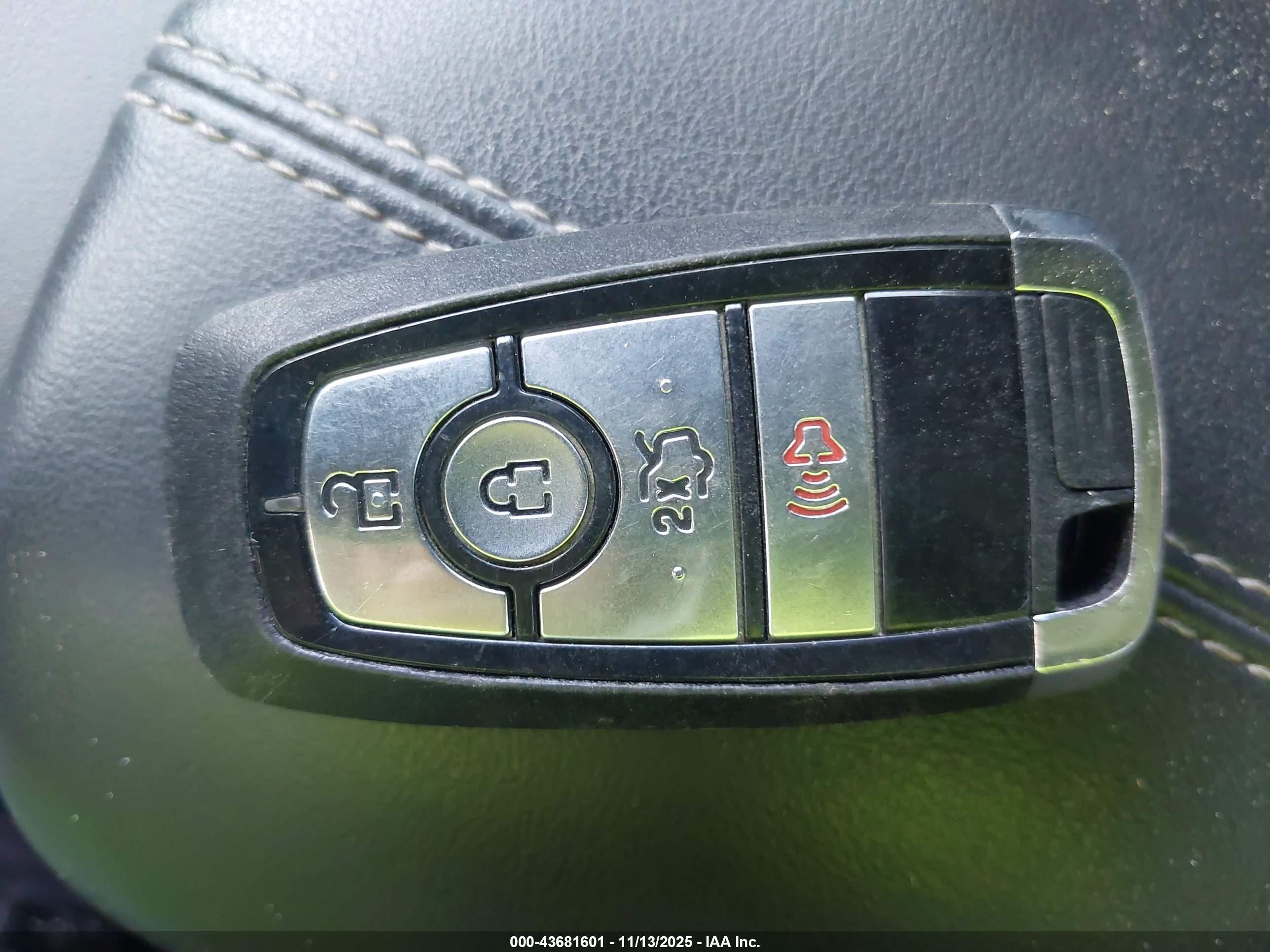 FORD MUSTANG image 11