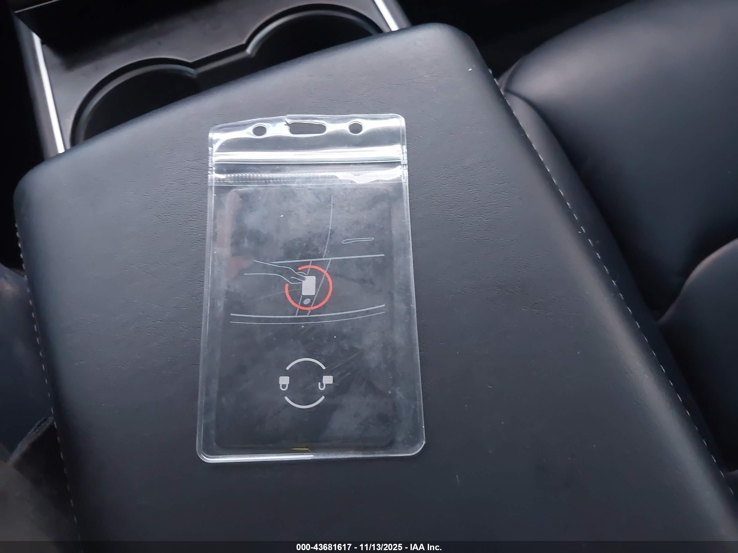 TESLA MODEL image 11
