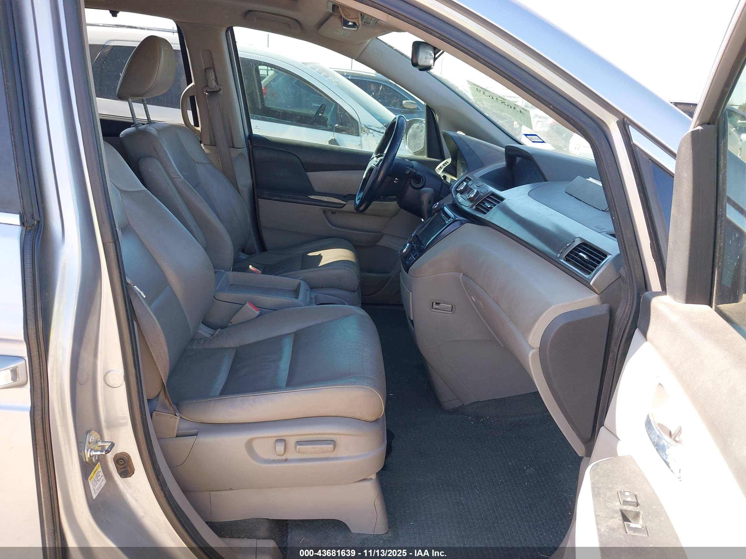 HONDA ODYSSEY image 5
