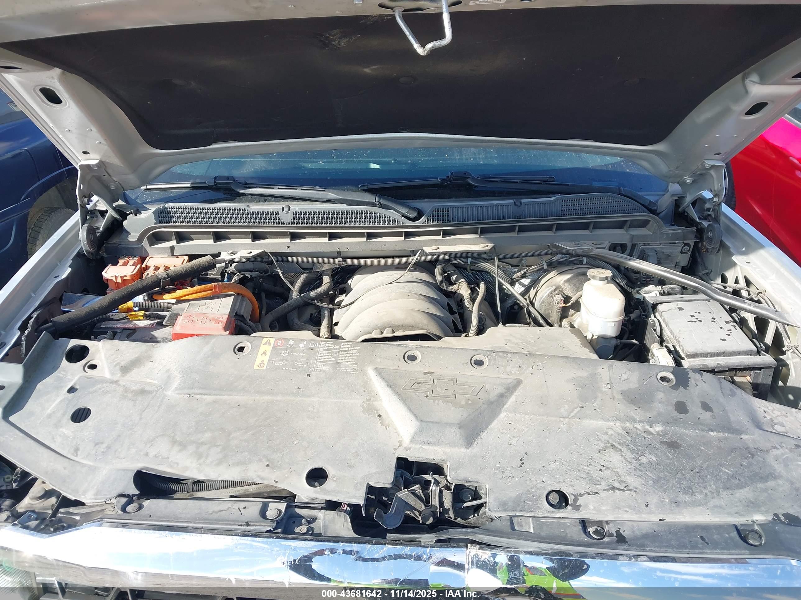 CHEVROLET SILVERADO image 10
